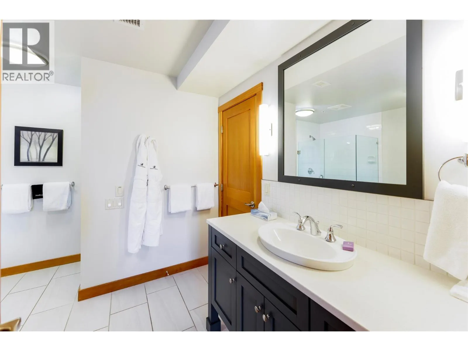 105 Village Centre Court Unit# 324