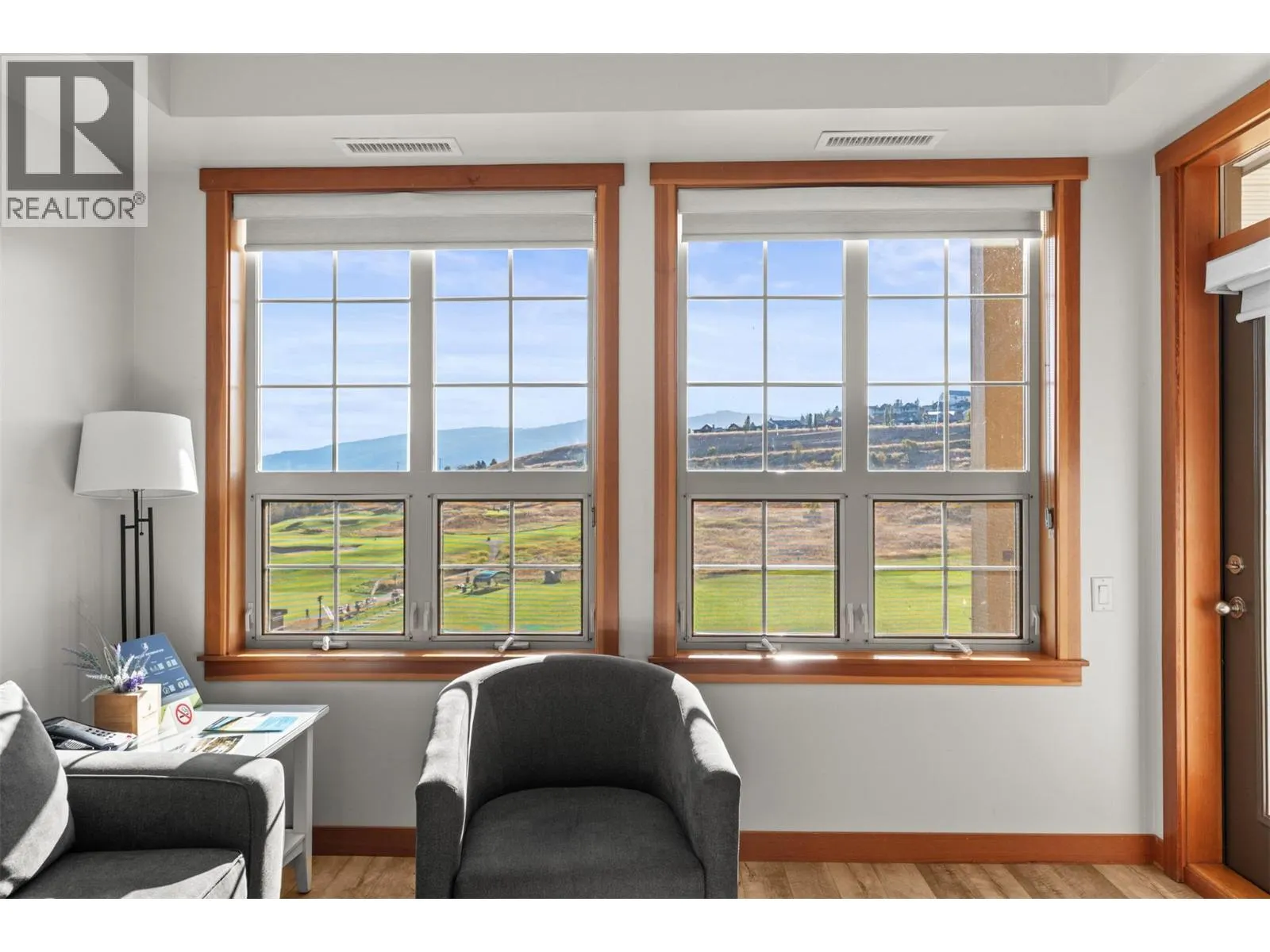 105 Village Centre Court Unit# 324