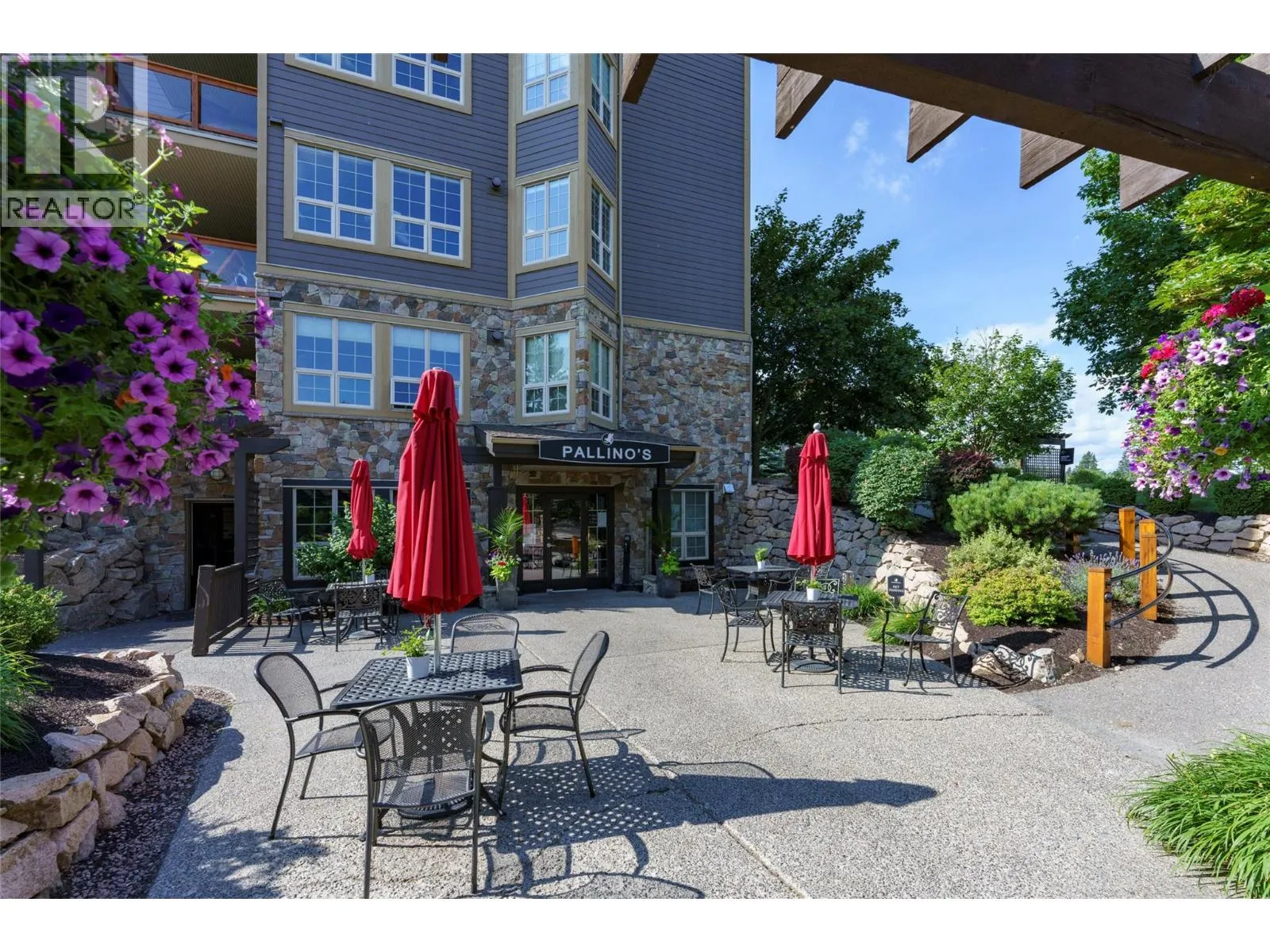 105 Village Centre Court Unit# 324