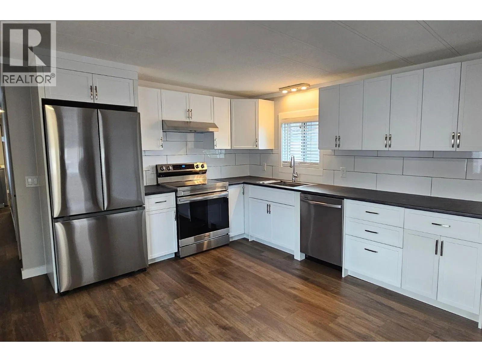 1401 NICOLA Avenue Unit# 4