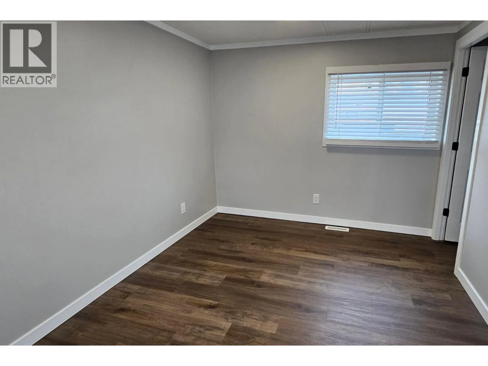 1401 NICOLA Avenue Unit# 4
