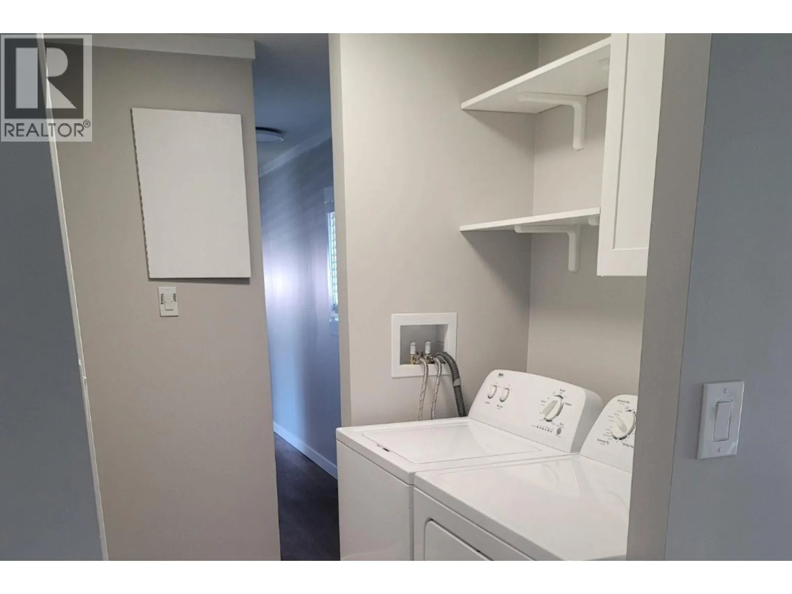 1401 NICOLA Avenue Unit# 4