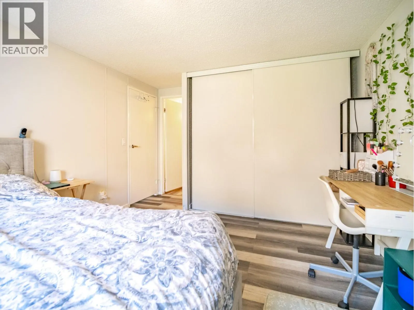 3099 SHUSWAP  E Road Unit# 52