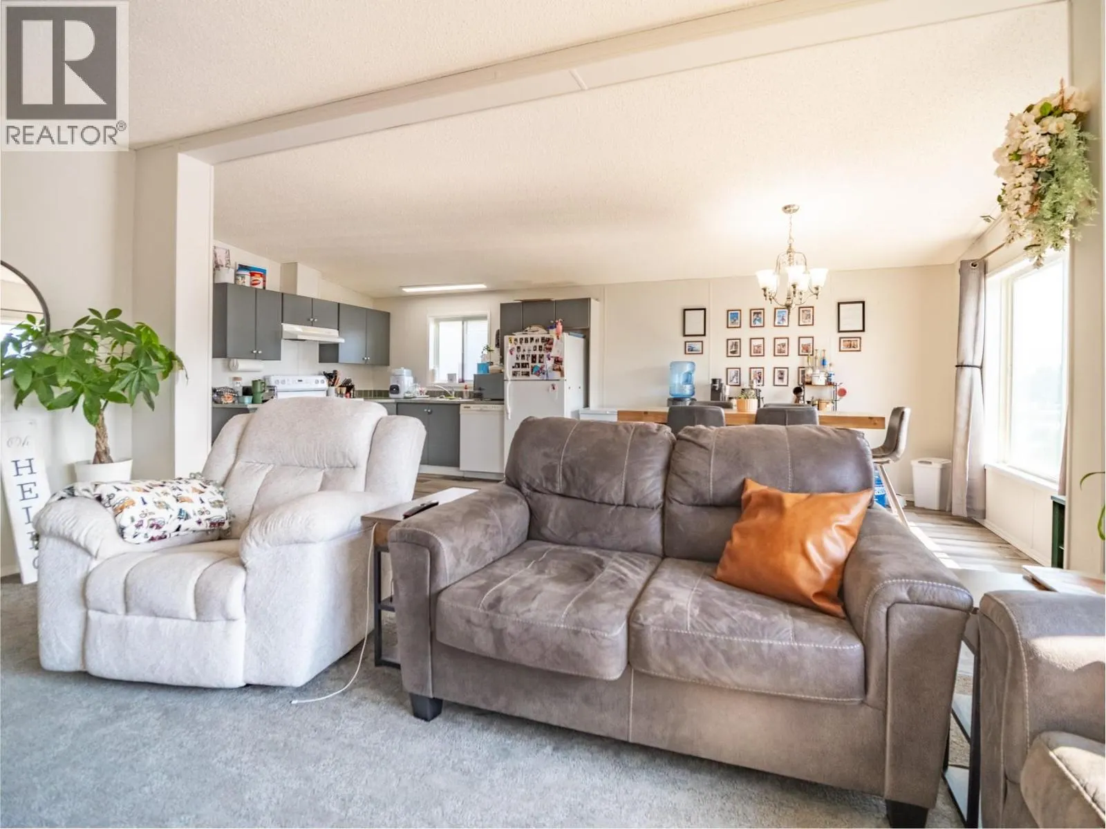 3099 SHUSWAP  E Road Unit# 52