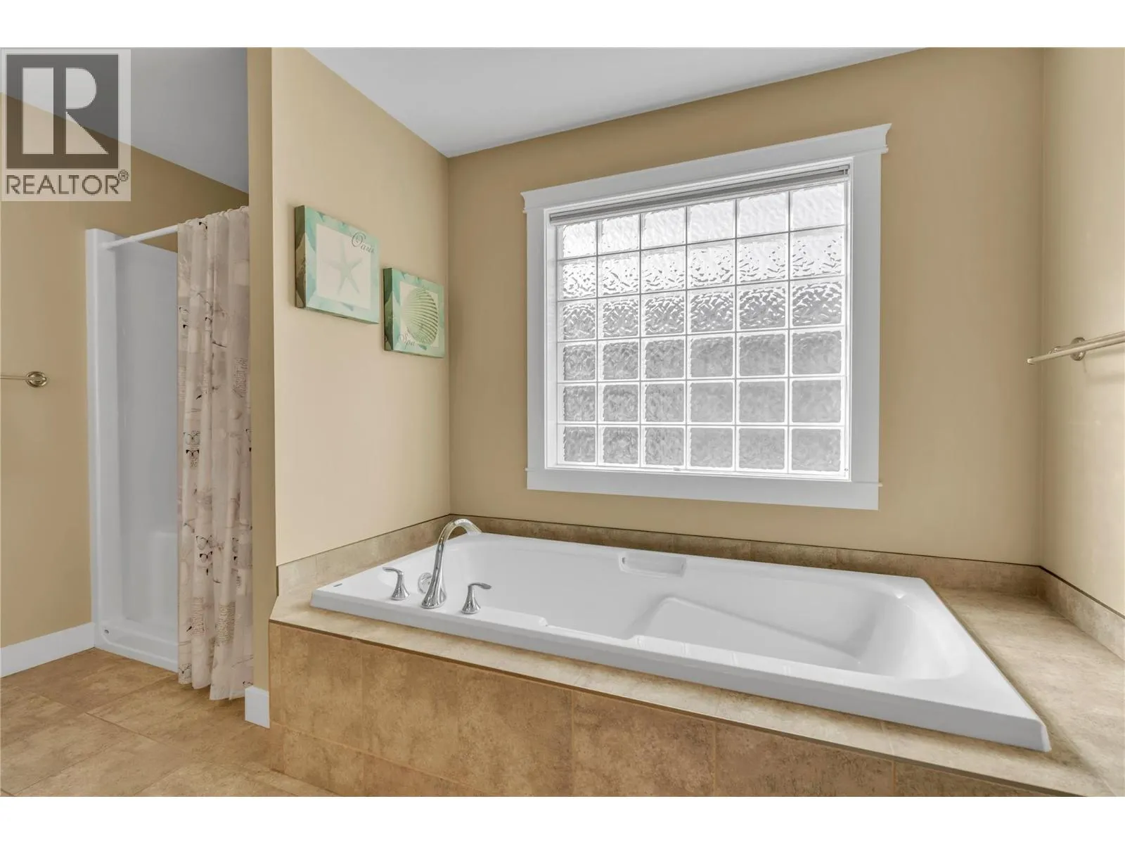 379 Douglas Avenue Unit# 102