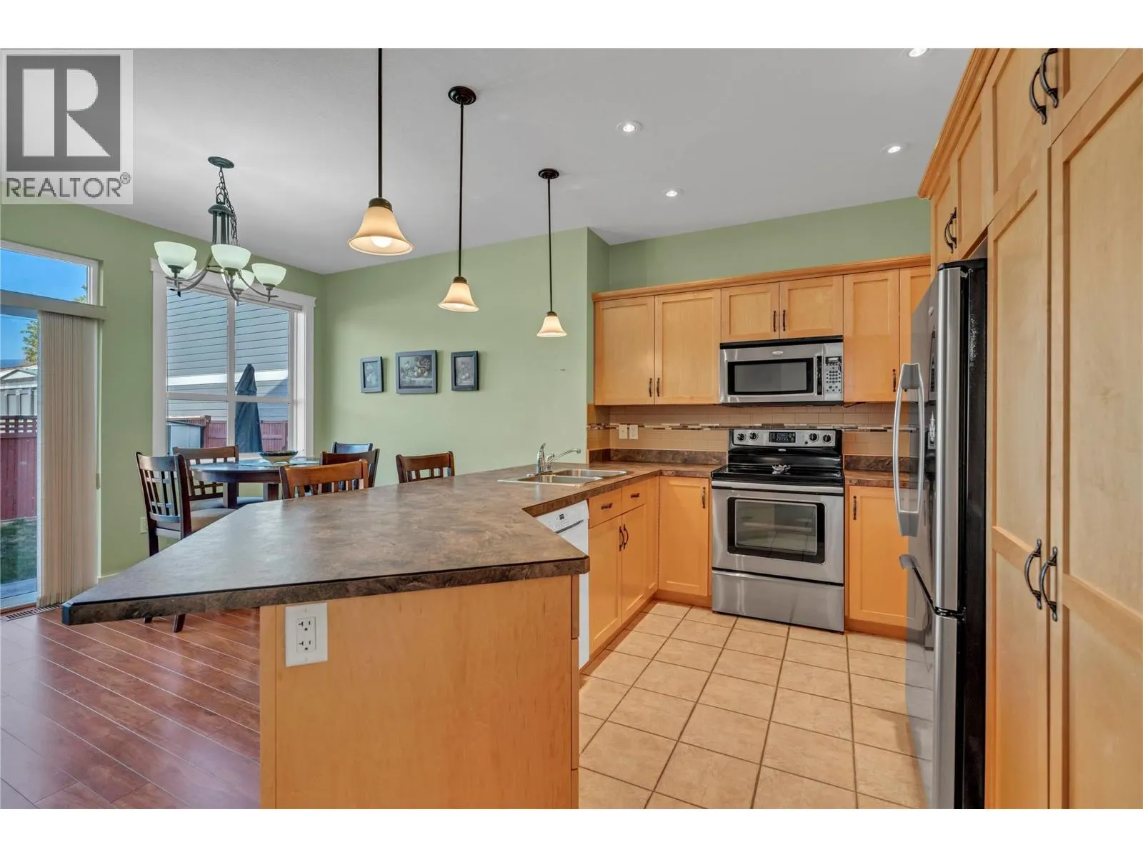 379 Douglas Avenue Unit# 102
