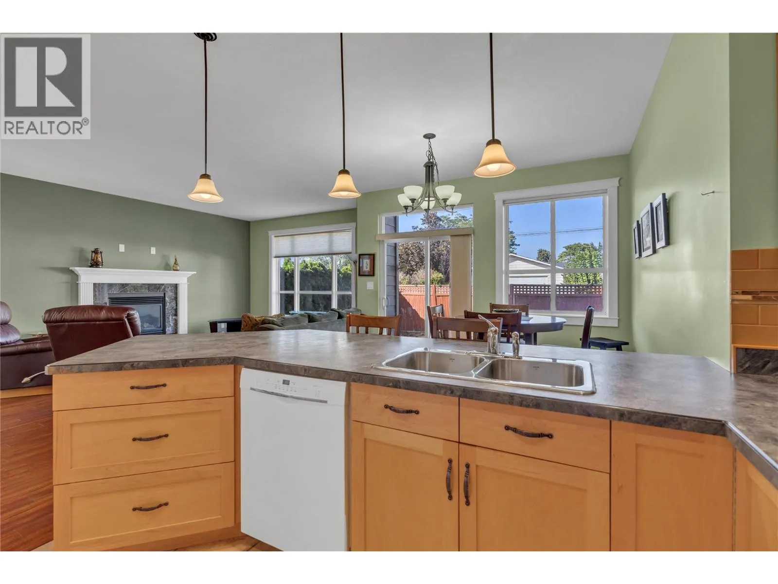 379 Douglas Avenue Unit# 102