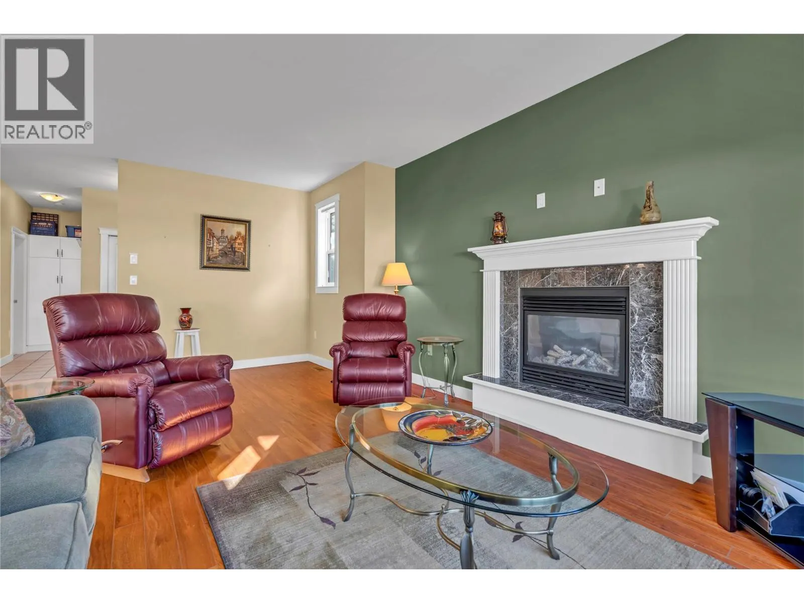 379 Douglas Avenue Unit# 102