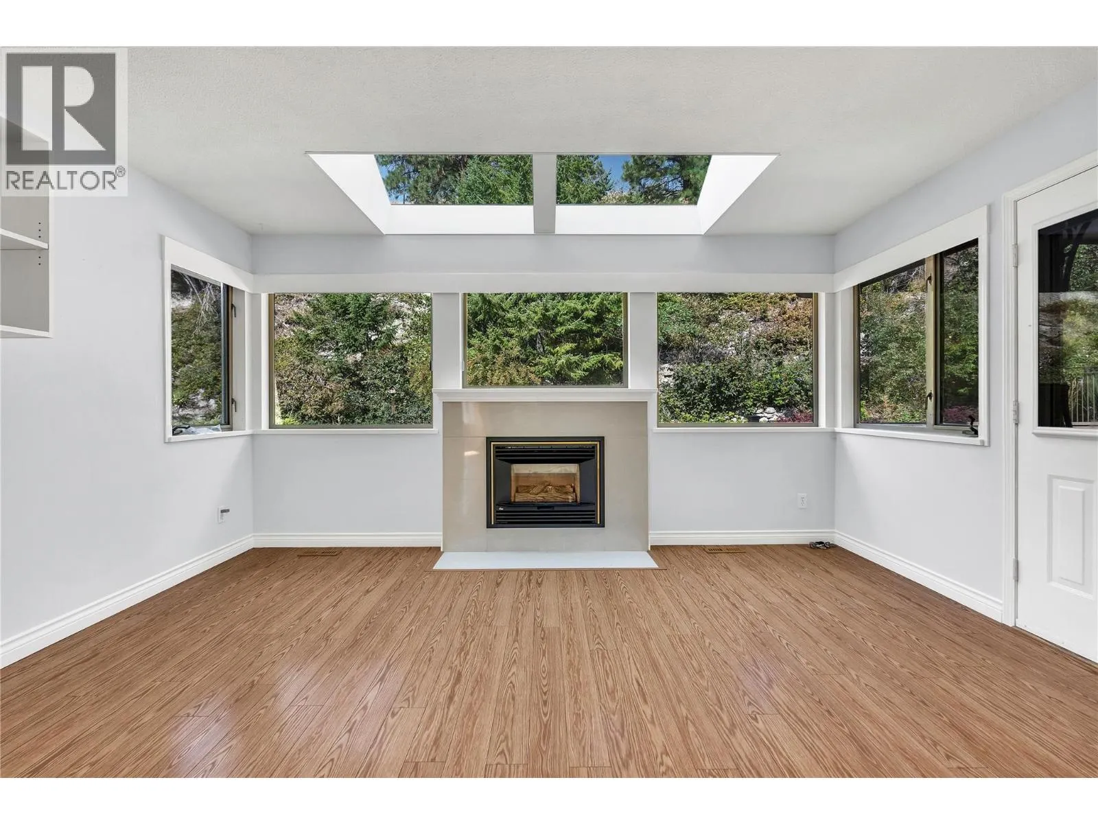 102 Forestbrook Place Unit# 207