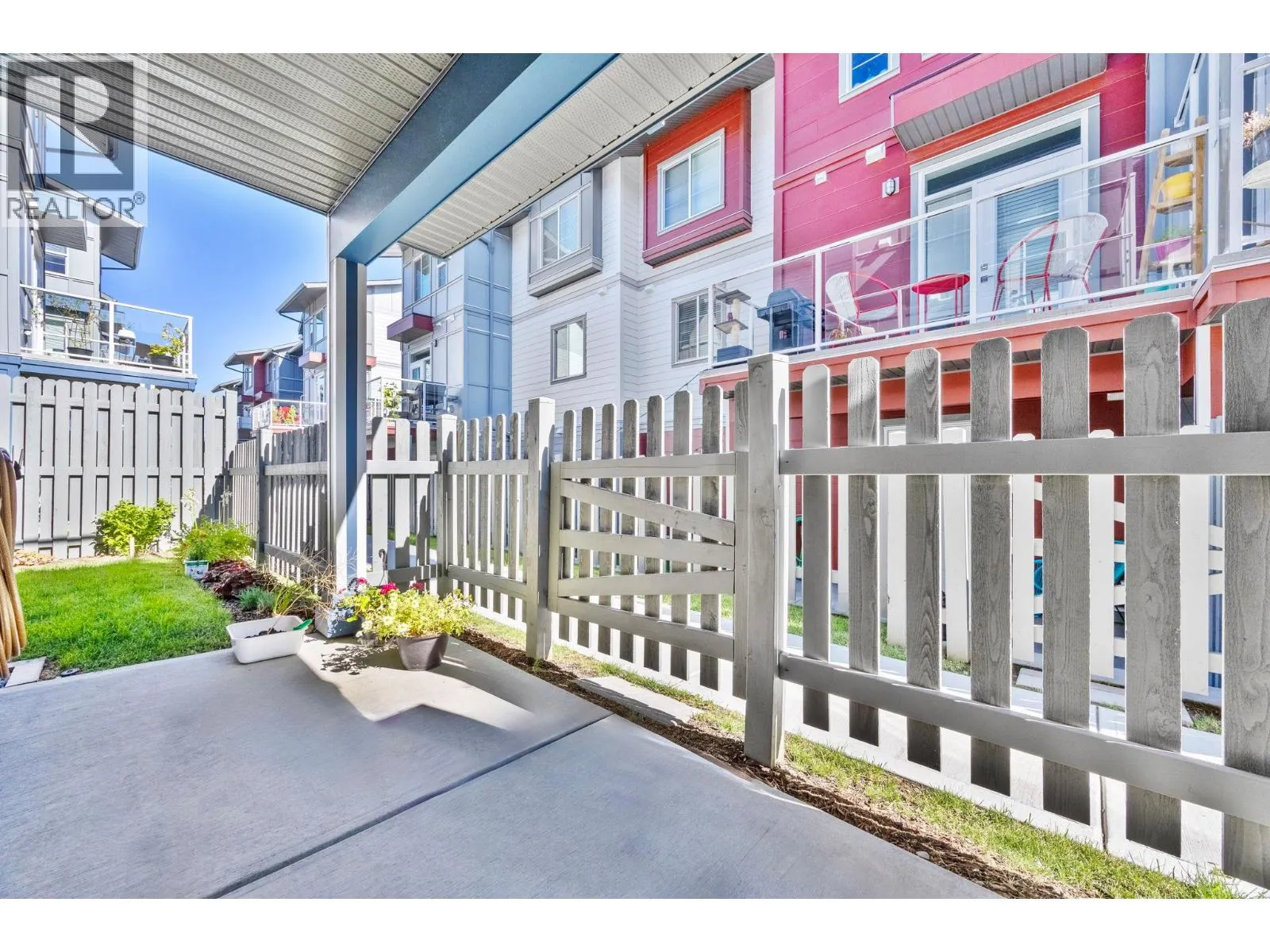 4025 Gellatly Road S Unit# 123