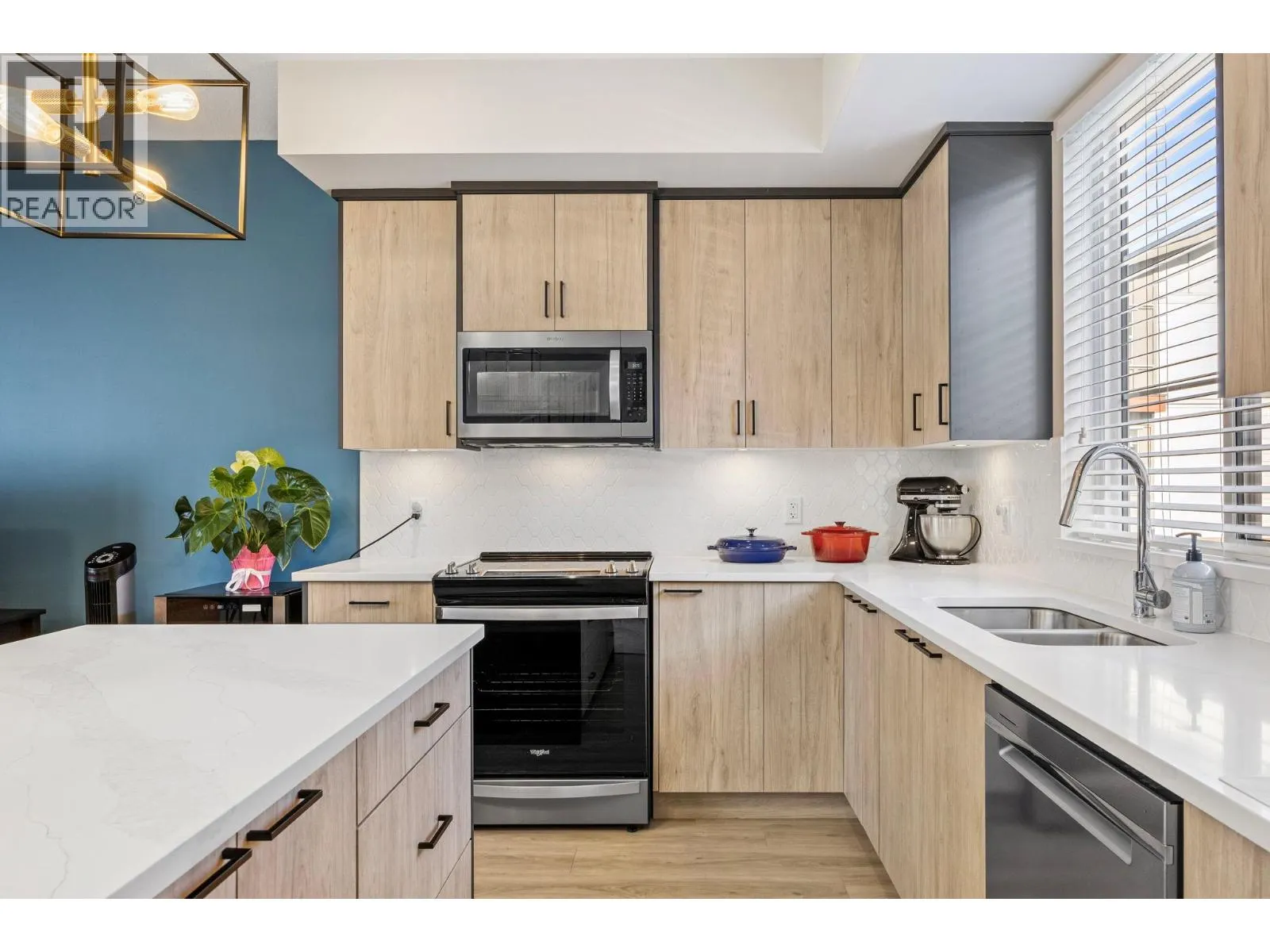 4025 Gellatly Road S Unit# 123