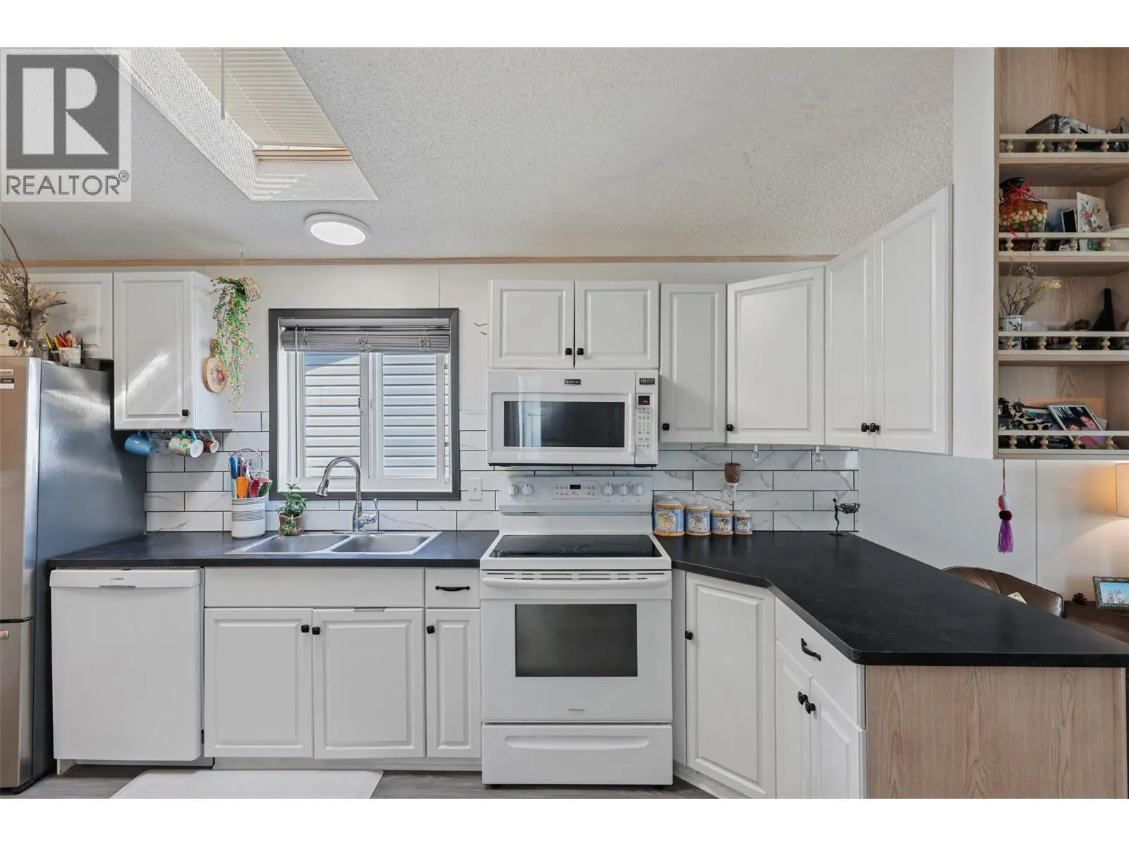 1555 HOWE Road Unit# 141
