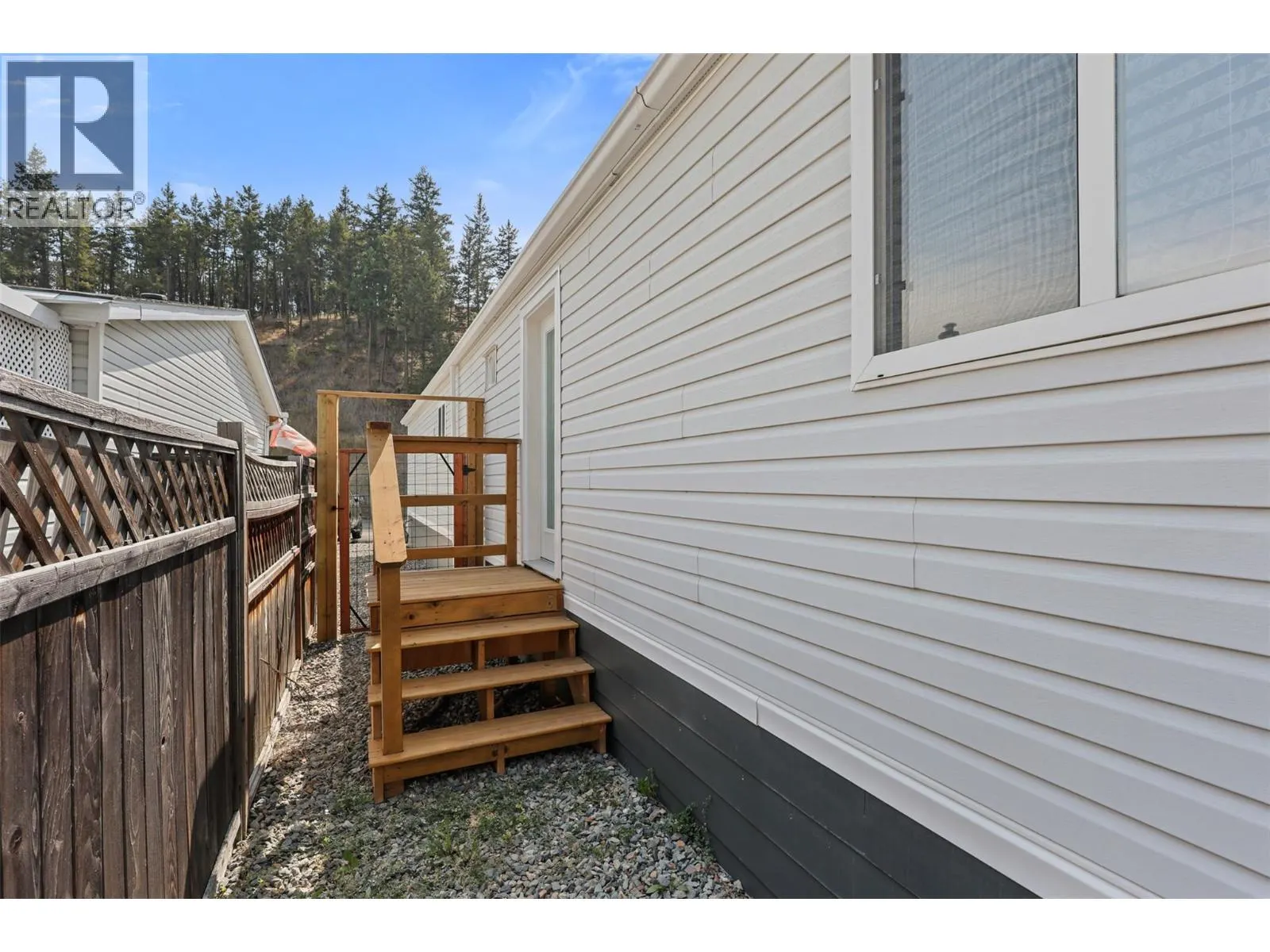 1555 HOWE Road Unit# 141