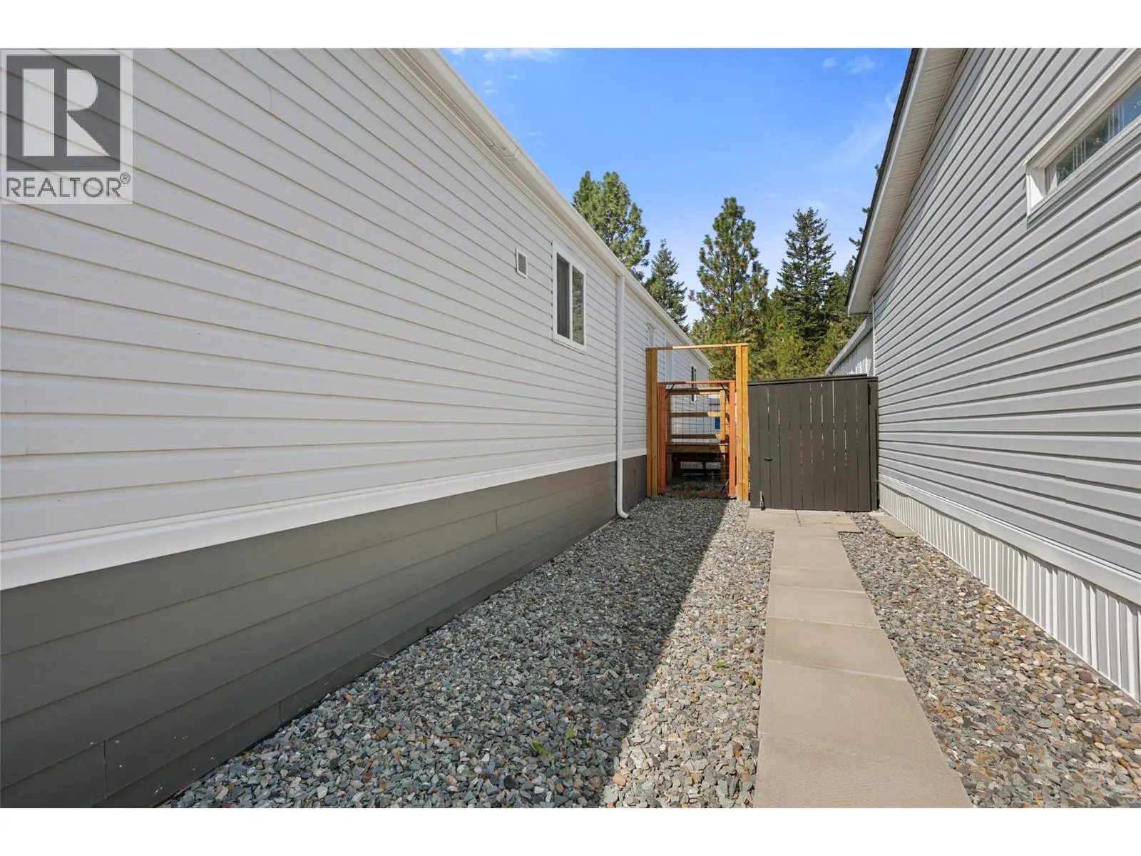 1555 HOWE Road Unit# 141