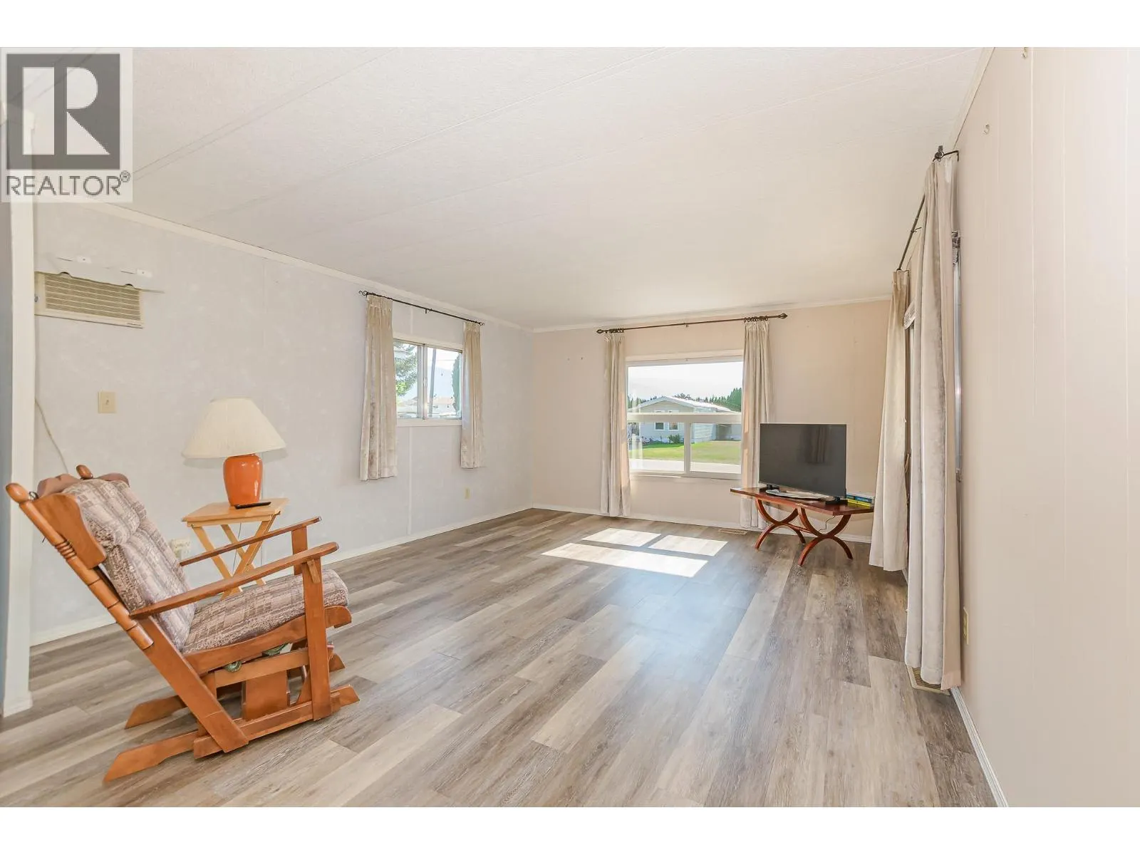136 Meadow Crescent Unit# 43