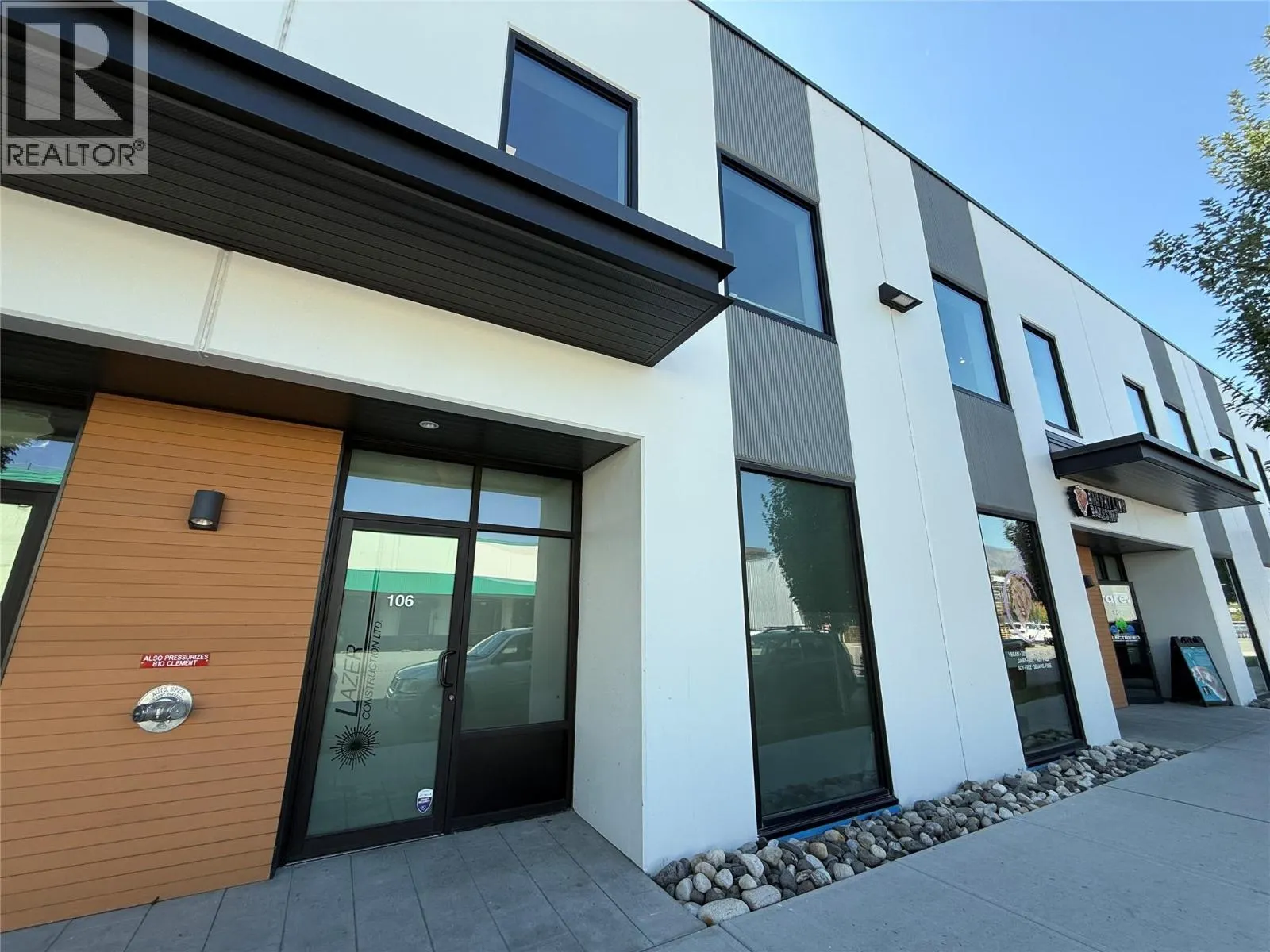815 Vaughan Avenue Unit# 106