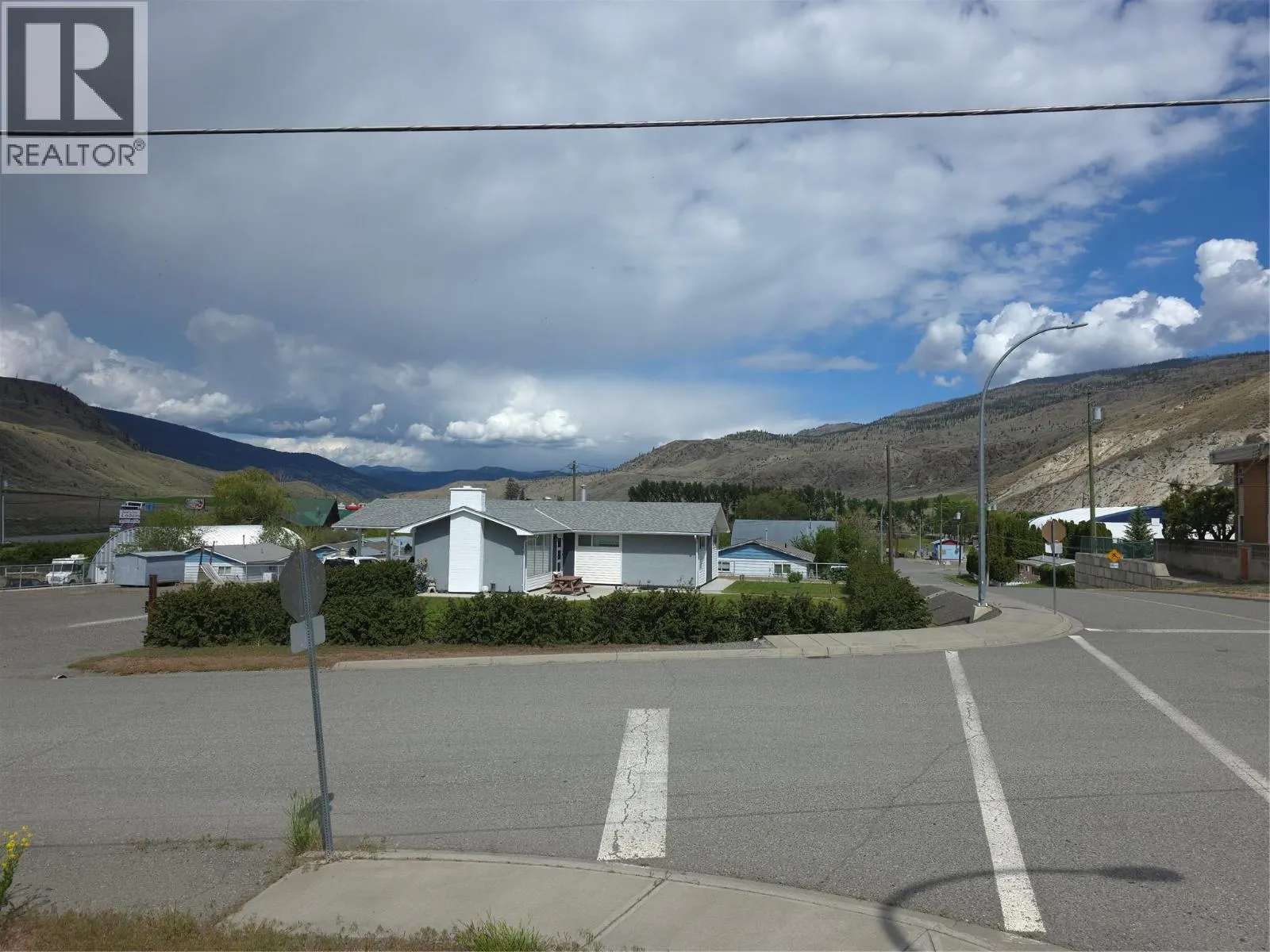 1408 QUARTZ Road