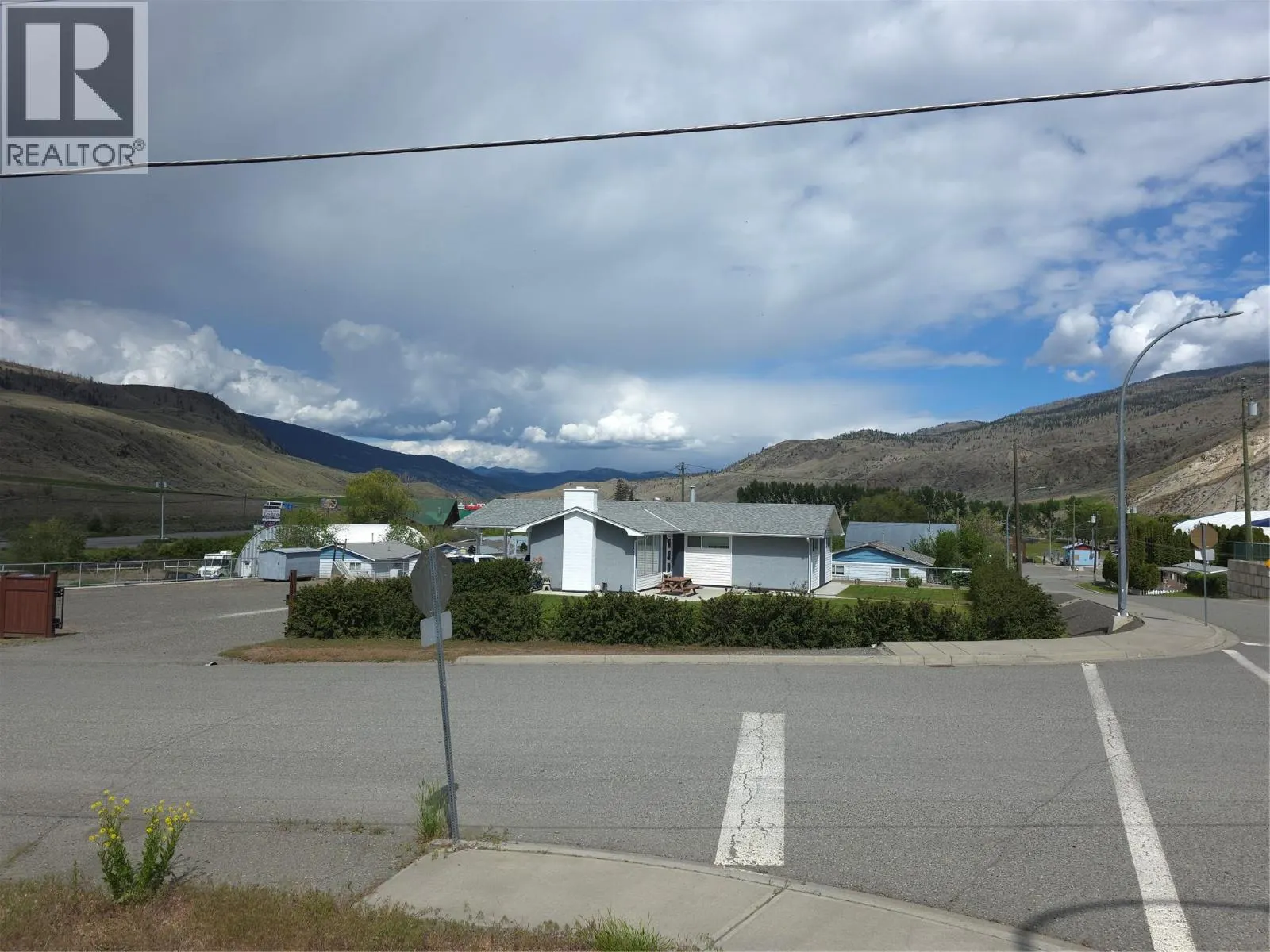 1408 QUARTZ Road