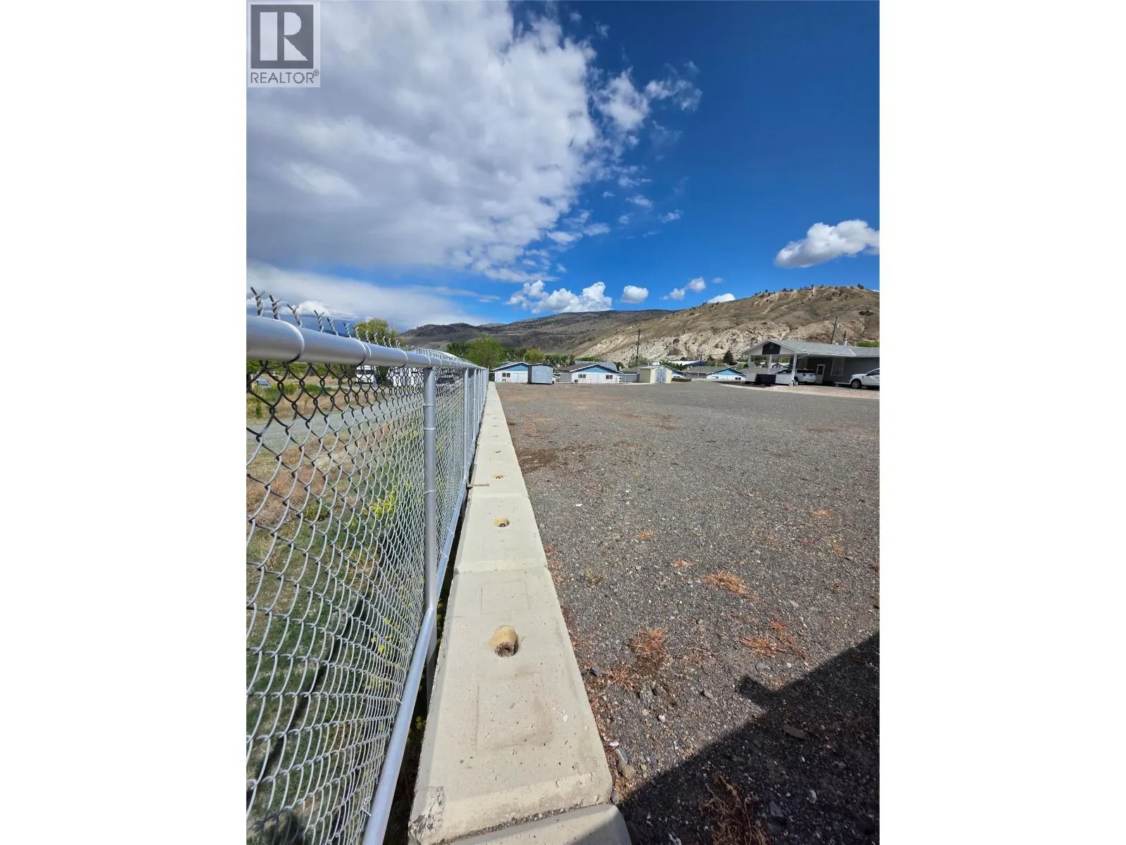 1408 QUARTZ Road
