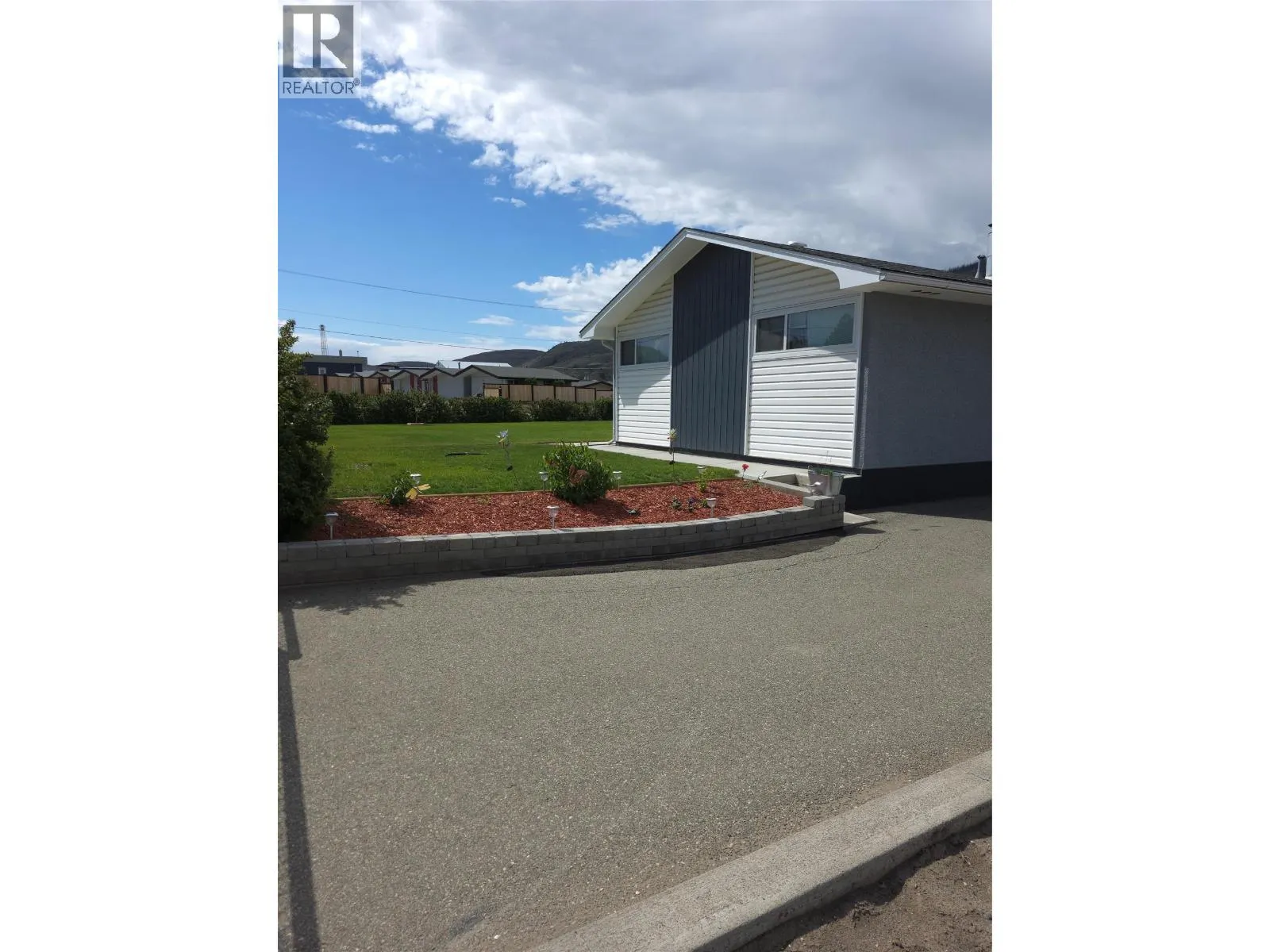 1408 QUARTZ Road