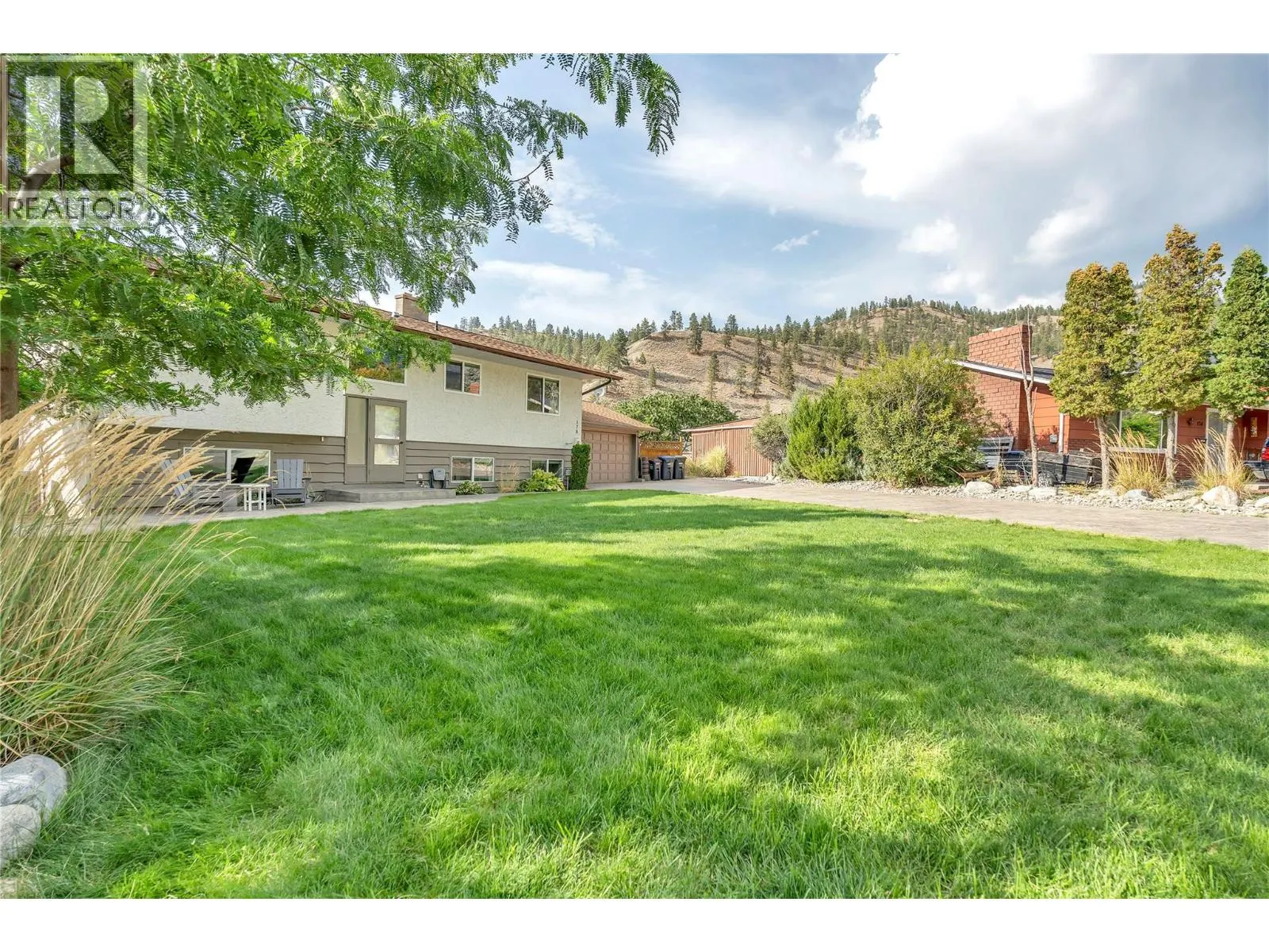 178 GLEN Place