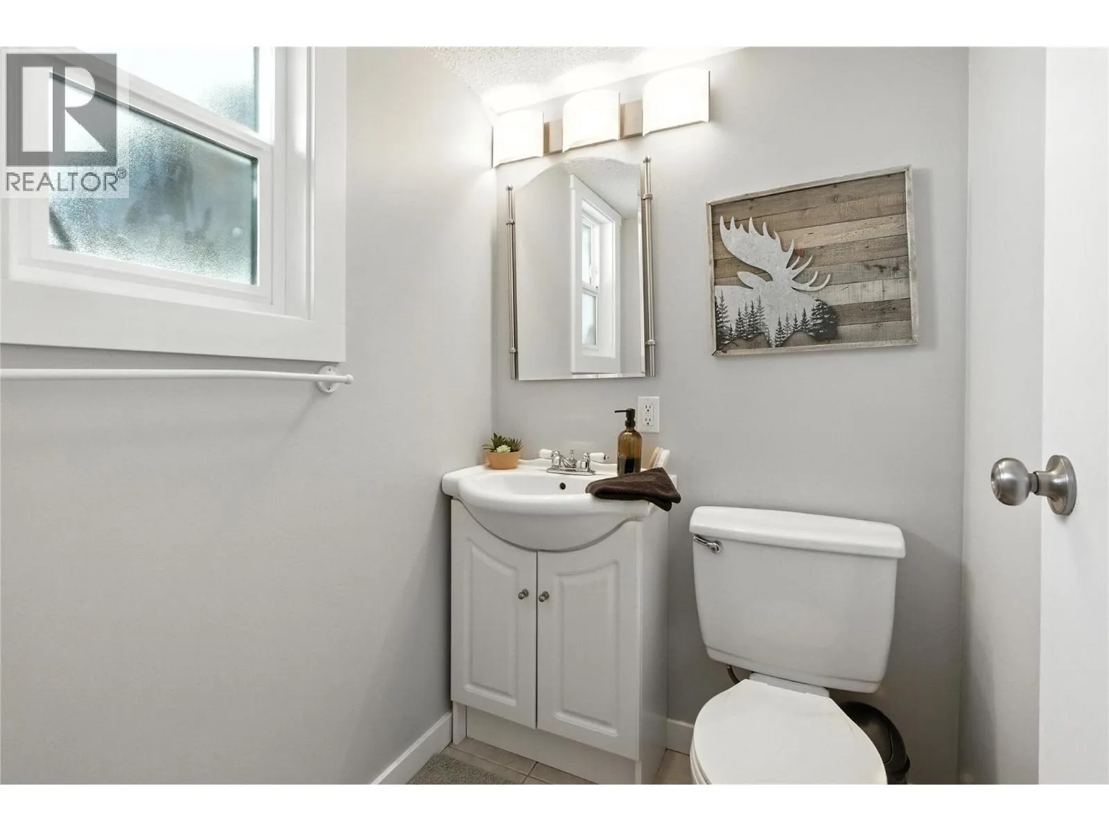 800 Southill Street Unit# 4