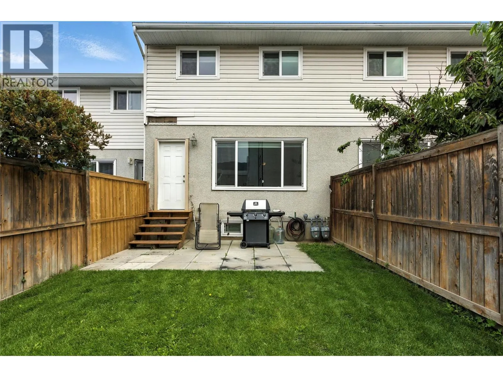 800 Southill Street Unit# 4