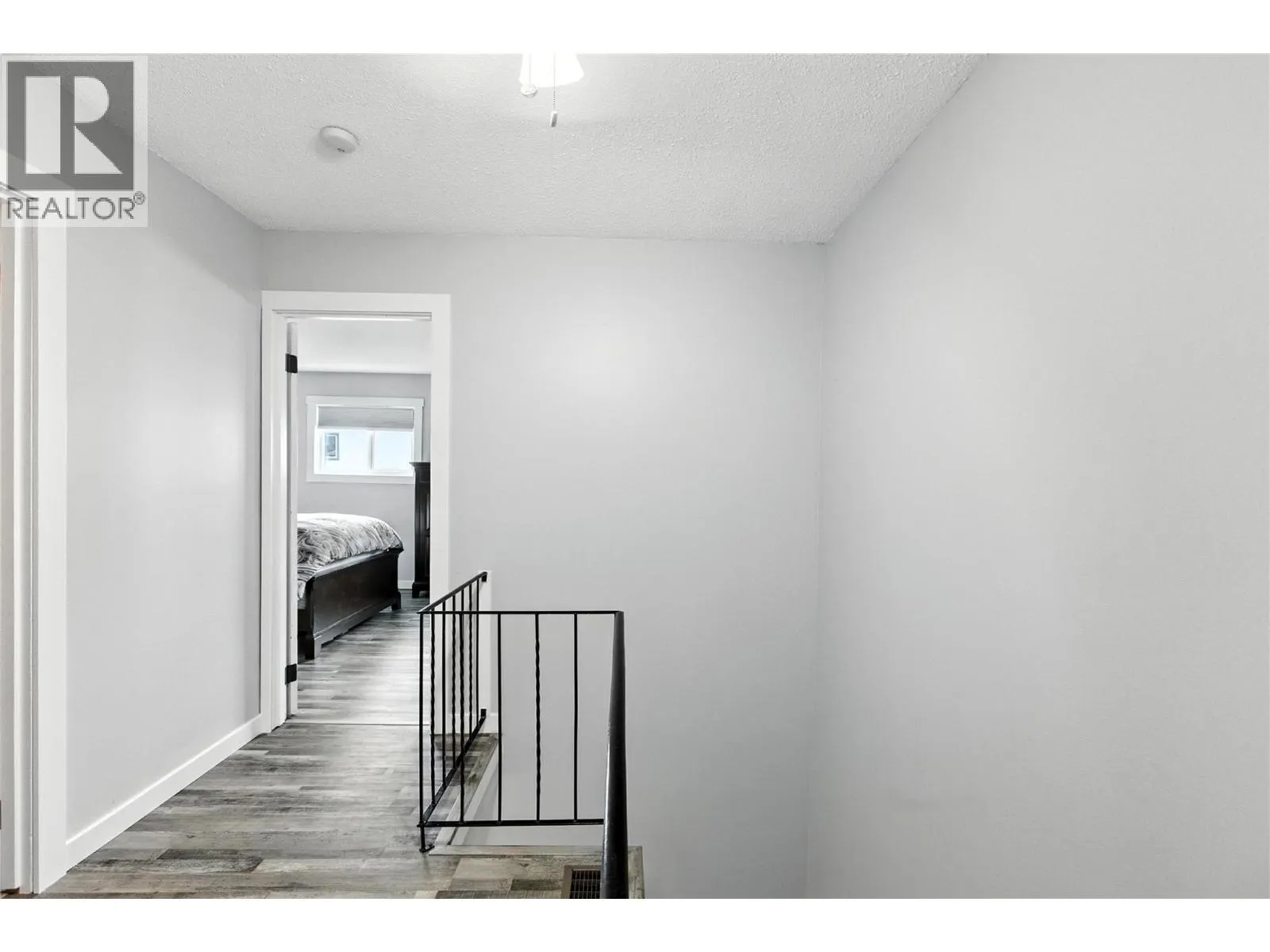 800 Southill Street Unit# 4