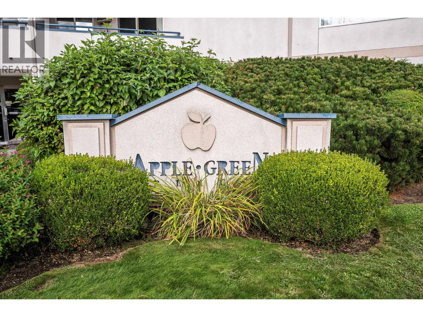 669 Houghton Road Unit# 113