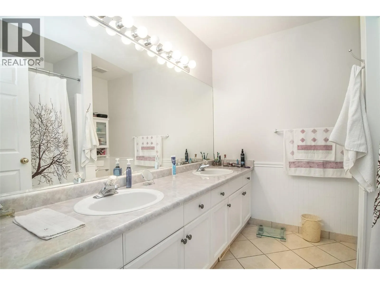 1874 Parkview Crescent Unit# 25