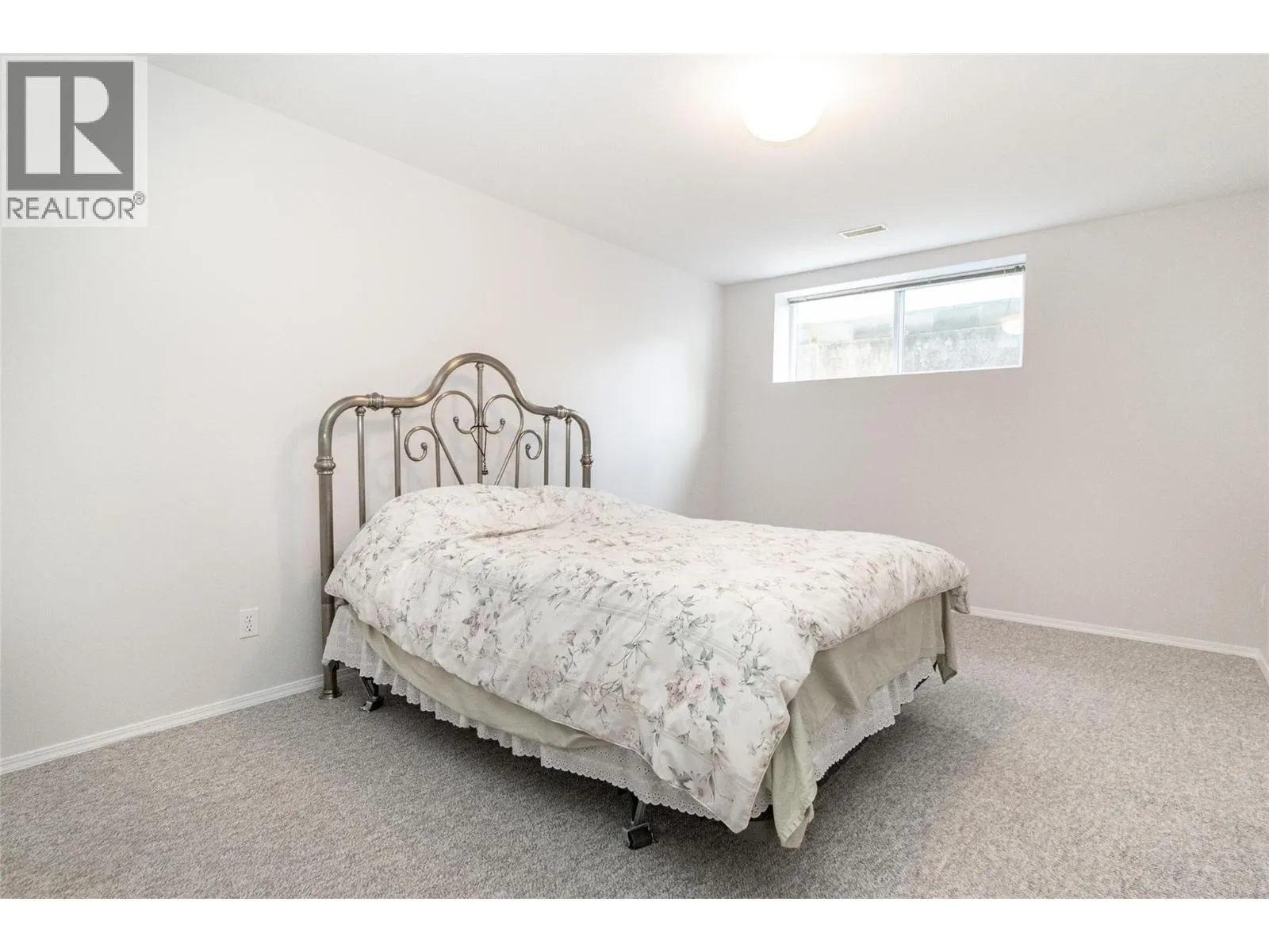 1874 Parkview Crescent Unit# 25