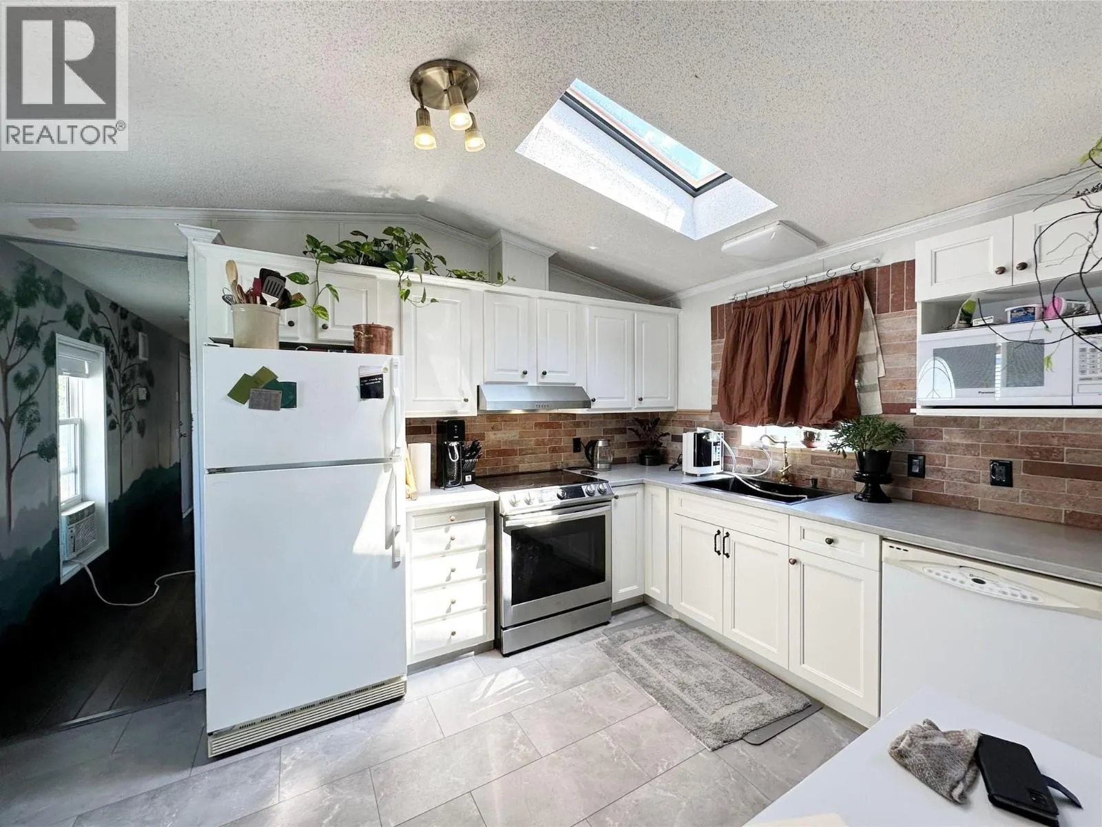 2035 Boucherie Road Unit# 11
