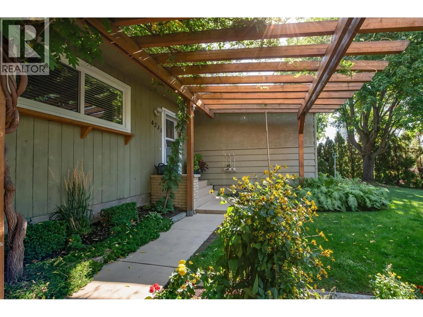 4233 Jaud Road