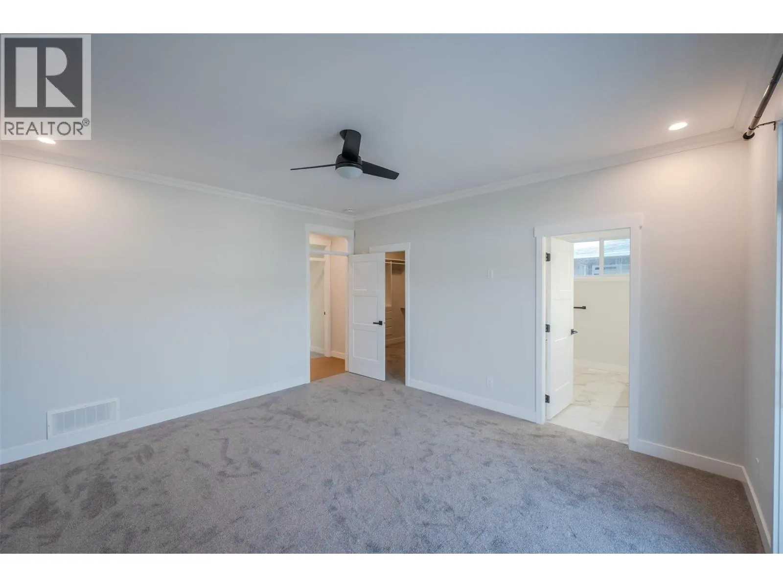 124 Barton Court