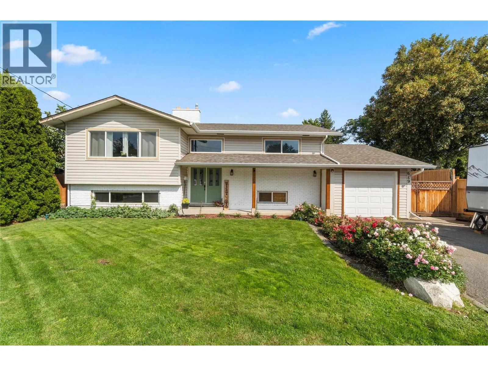 649 VALDES Drive