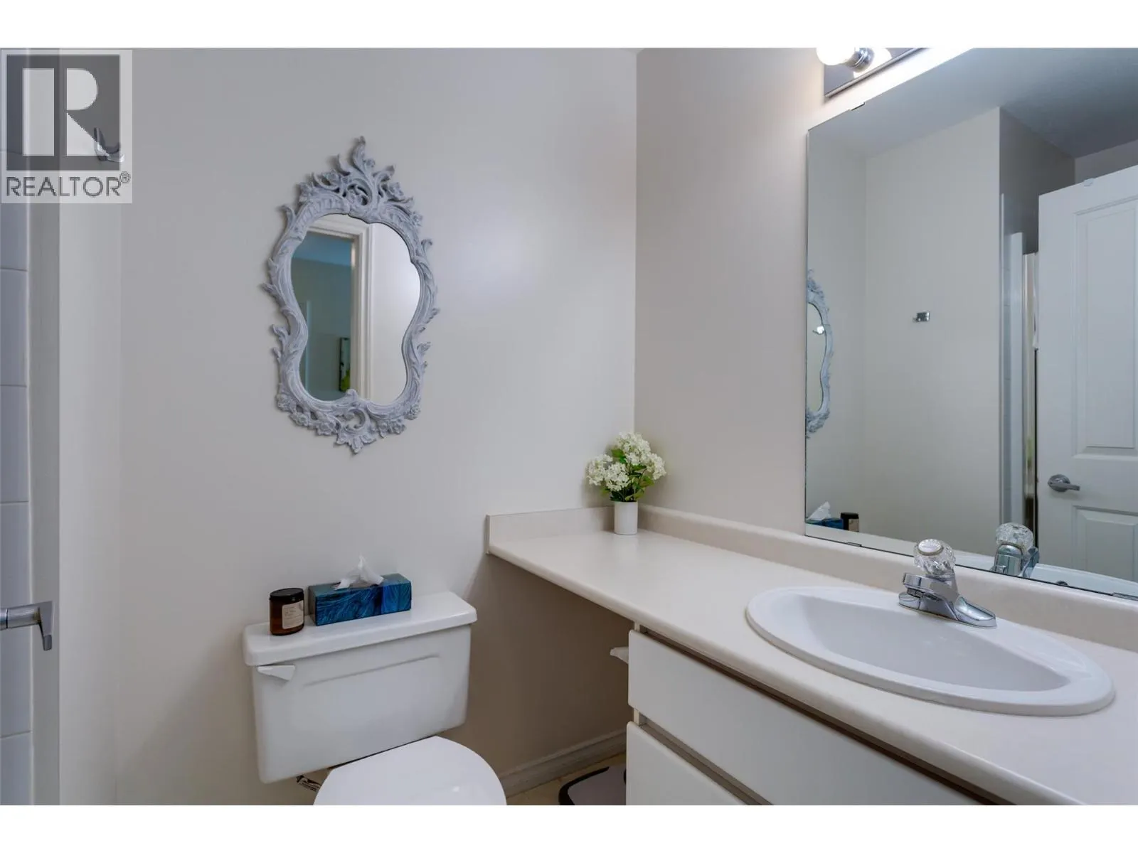 2350 Stillingfleet Road Unit# 213