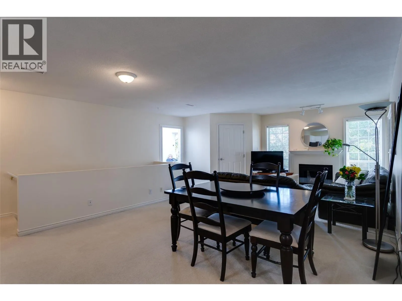 2350 Stillingfleet Road Unit# 213