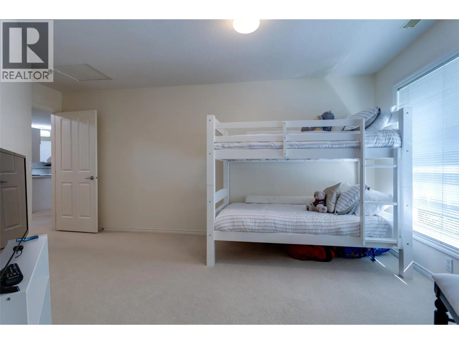 2350 Stillingfleet Road Unit# 213