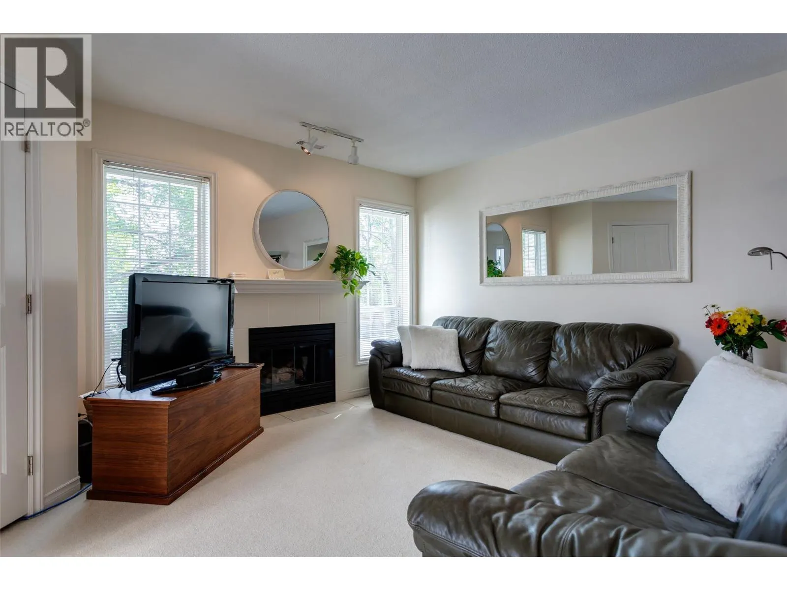 2350 Stillingfleet Road Unit# 213