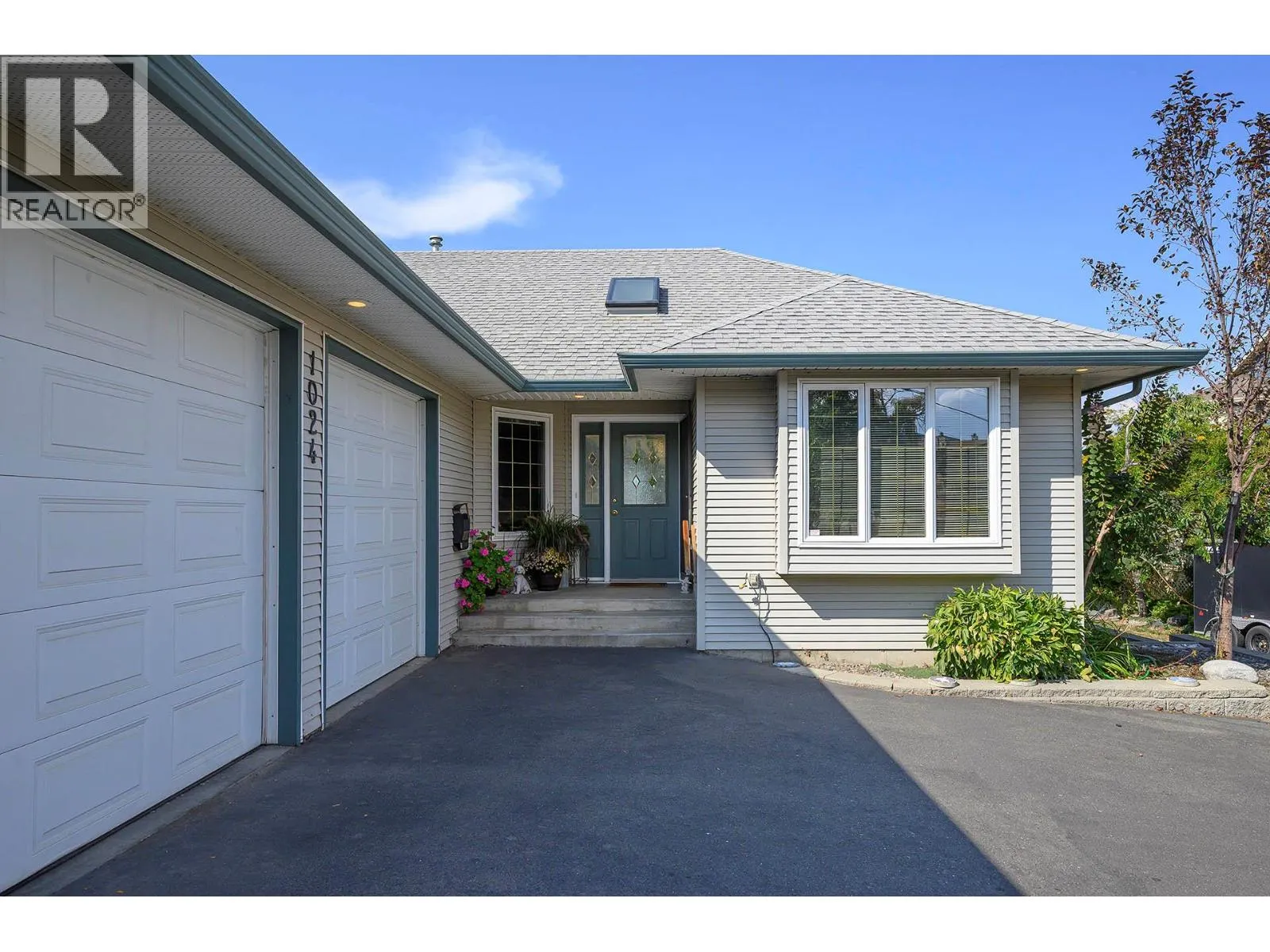 1024 Fernie Road