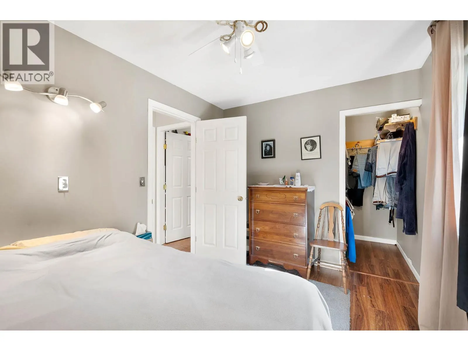 1024 Fernie Road