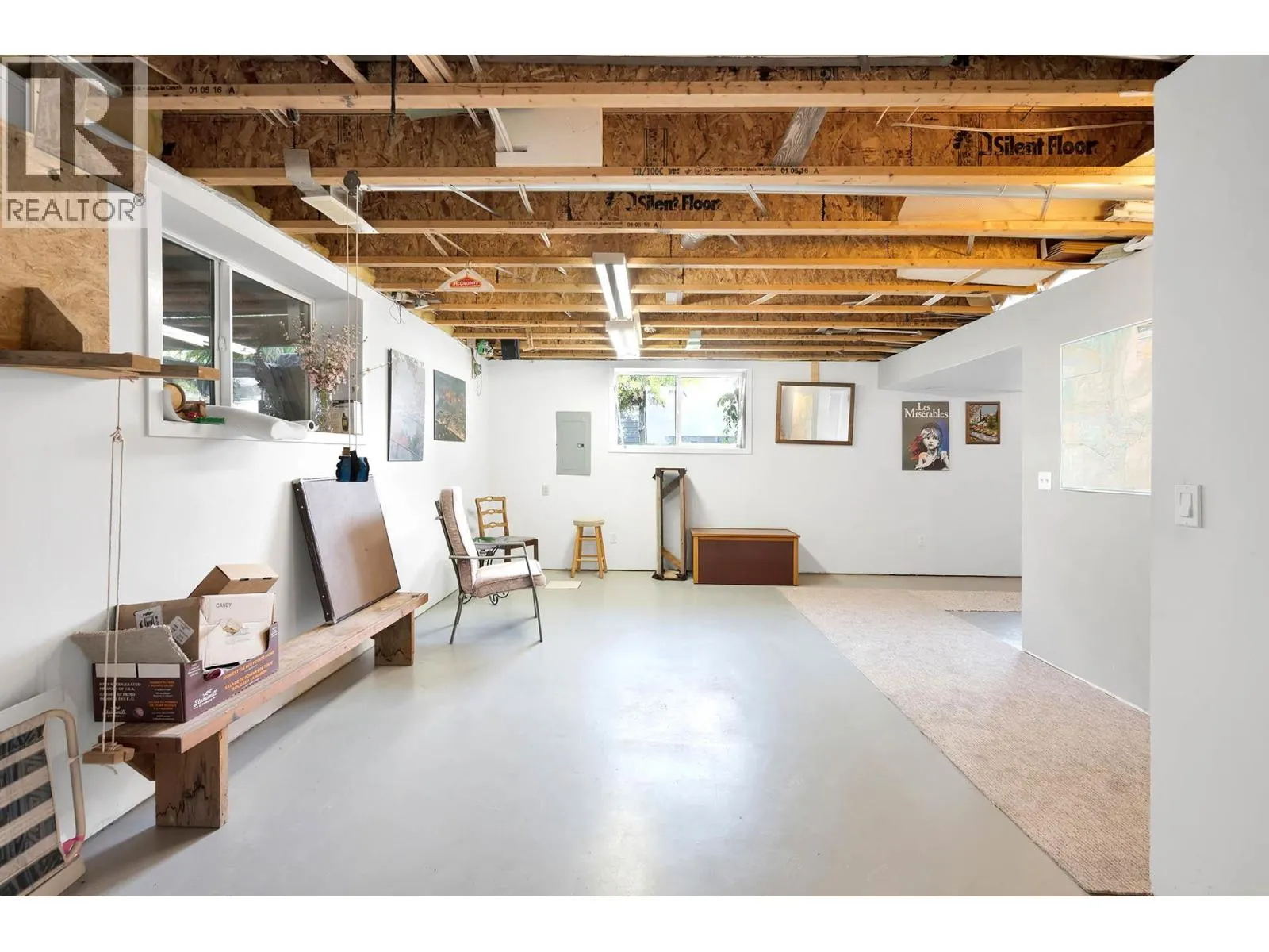 1024 Fernie Road