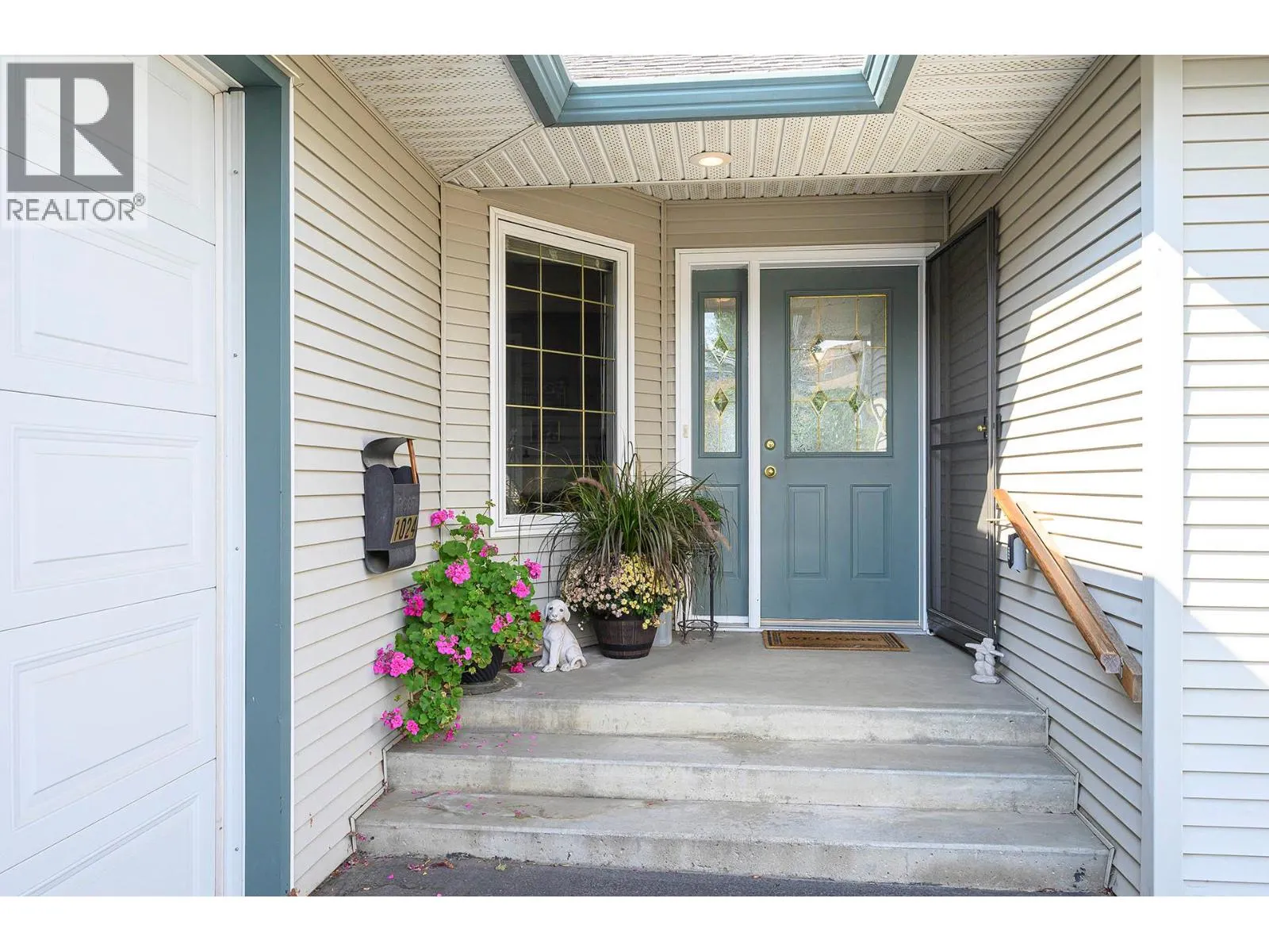1024 Fernie Road