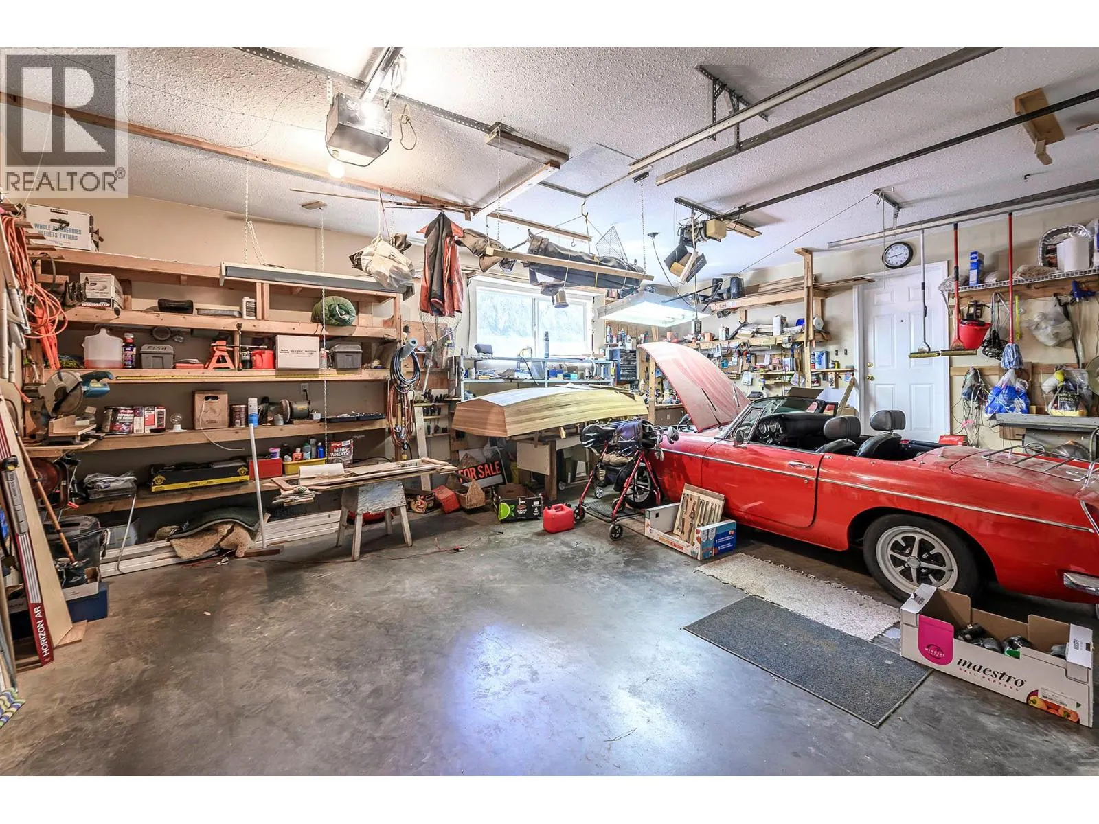 1024 Fernie Road