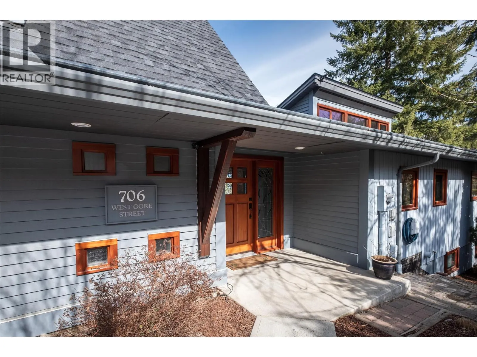 706 West Gore Street