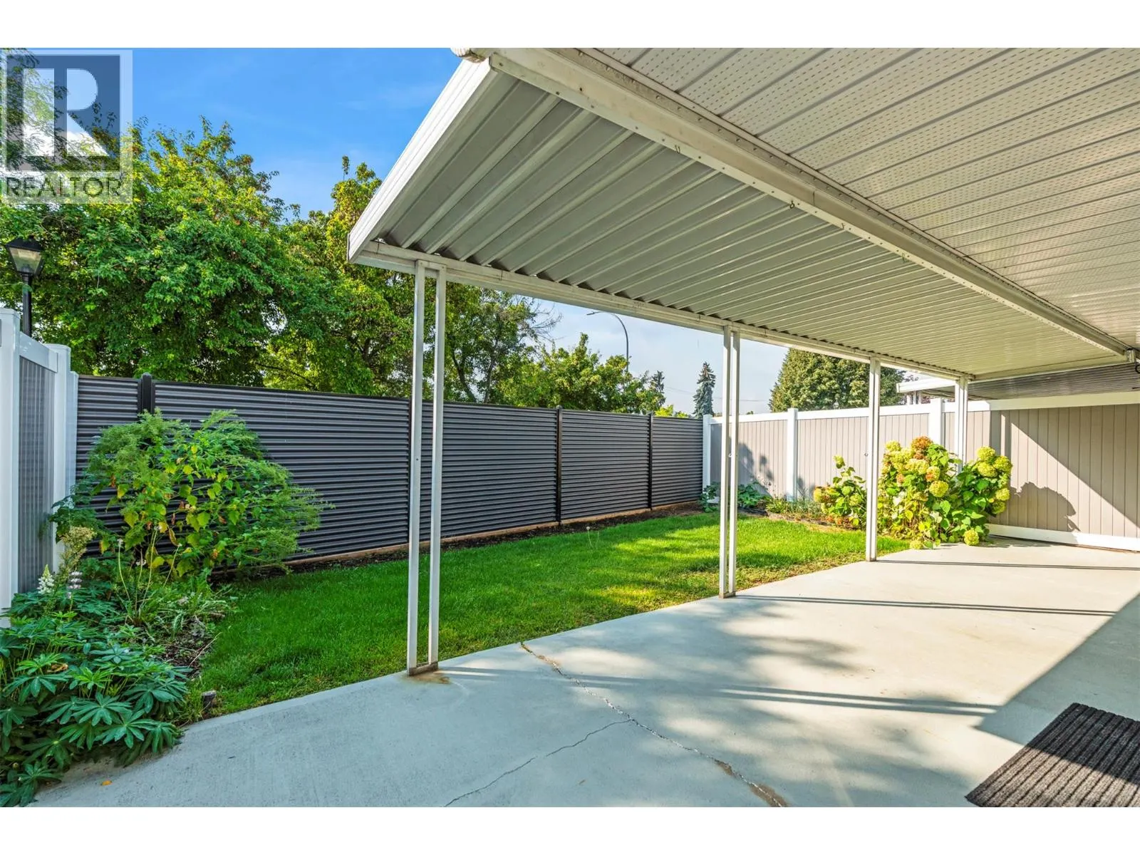3900 27 Avenue Unit# 23