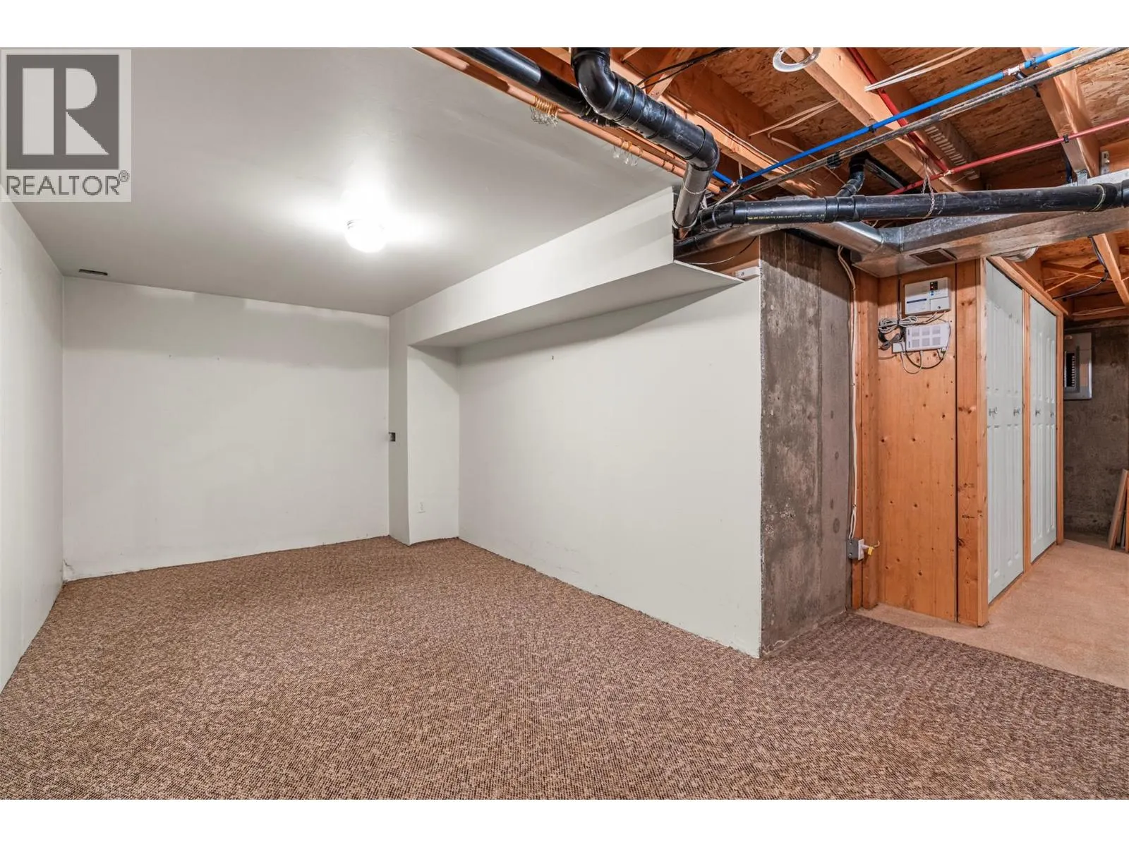 3900 27 Avenue Unit# 23