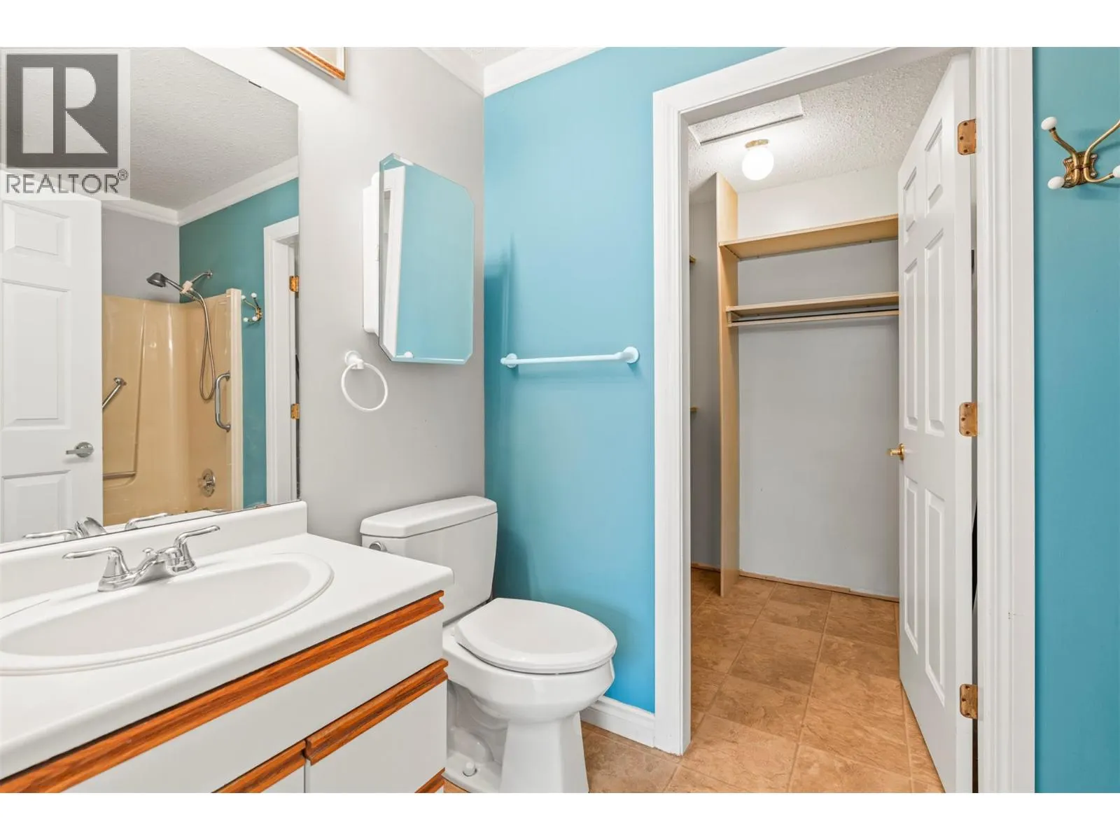 3900 27 Avenue Unit# 23
