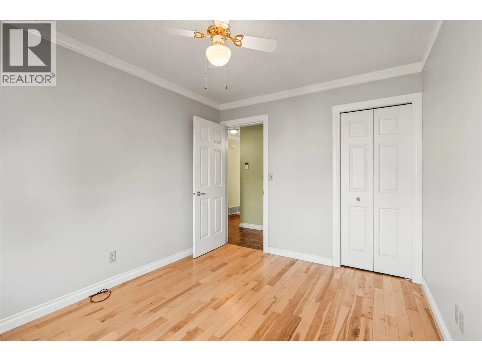 3900 27 Avenue Unit# 23