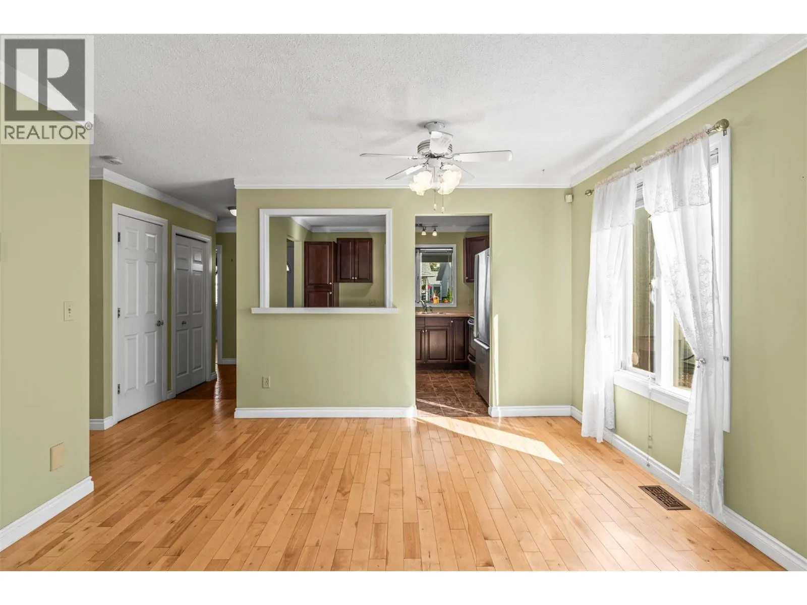 3900 27 Avenue Unit# 23